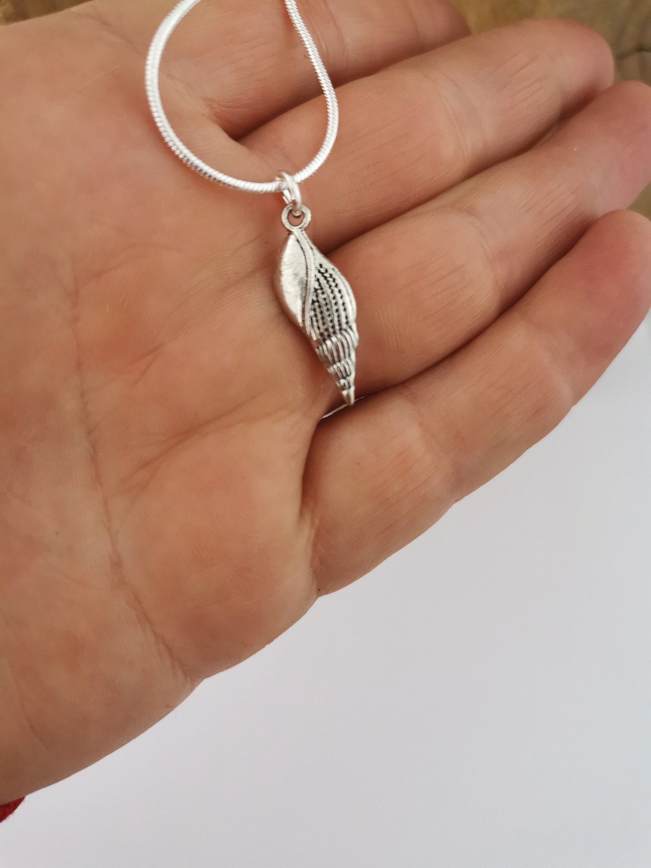 https://i.etsystatic.com/23705887/r/il/b90fc0/2869832134/il_fullxfull.2869832134_28jj.jpg