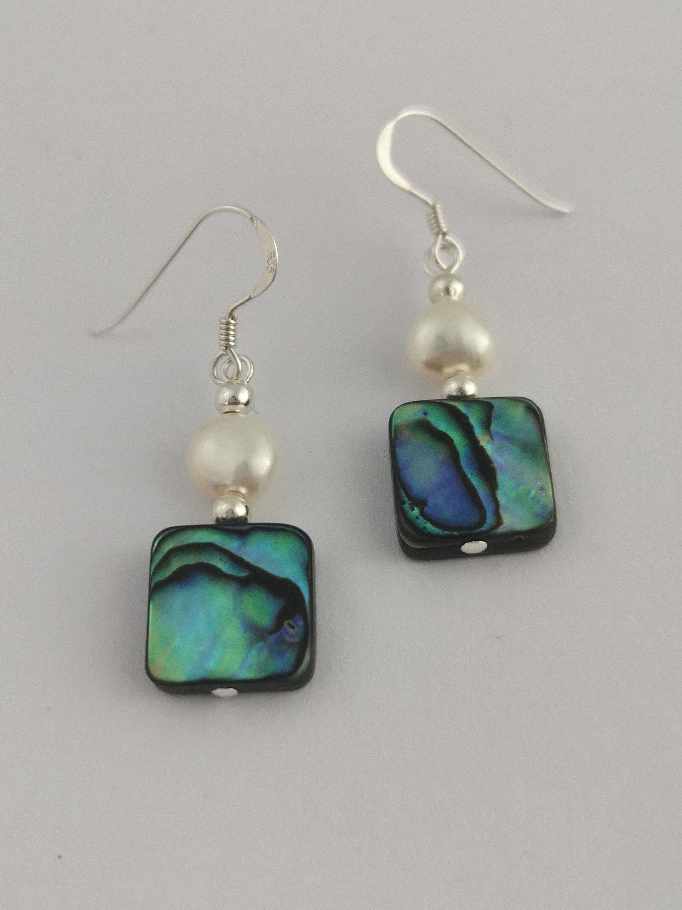 https://i.etsystatic.com/23705887/r/il/dd7138/2836083085/il_fullxfull.2836083085_g8ly.jpg