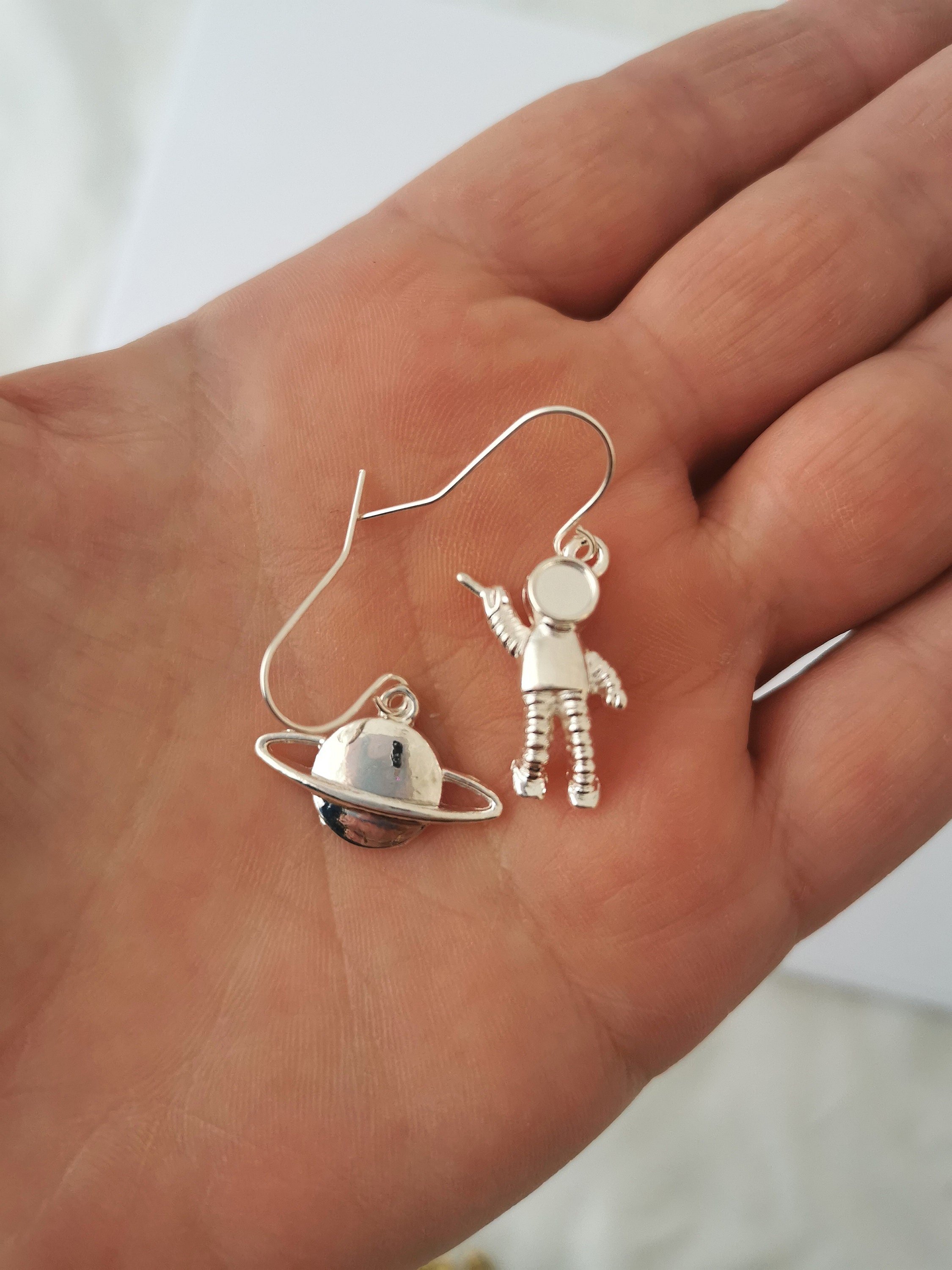 https://i.etsystatic.com/23705887/r/il/ad3f09/4275999957/il_fullxfull.4275999957_e1q4.jpg