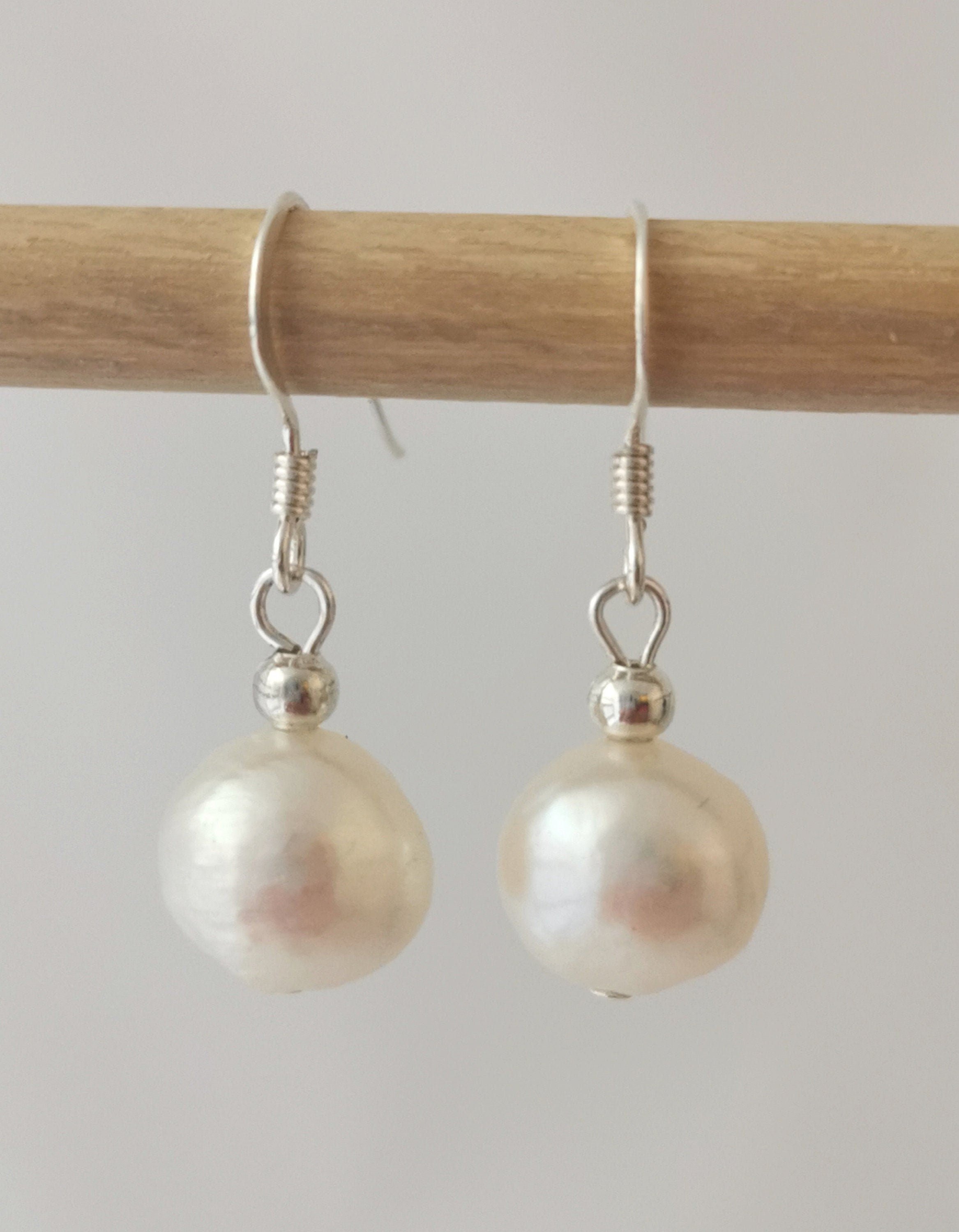 https://i.etsystatic.com/23705887/r/il/3bd059/2368289472/il_fullxfull.2368289472_nd6o.jpg
