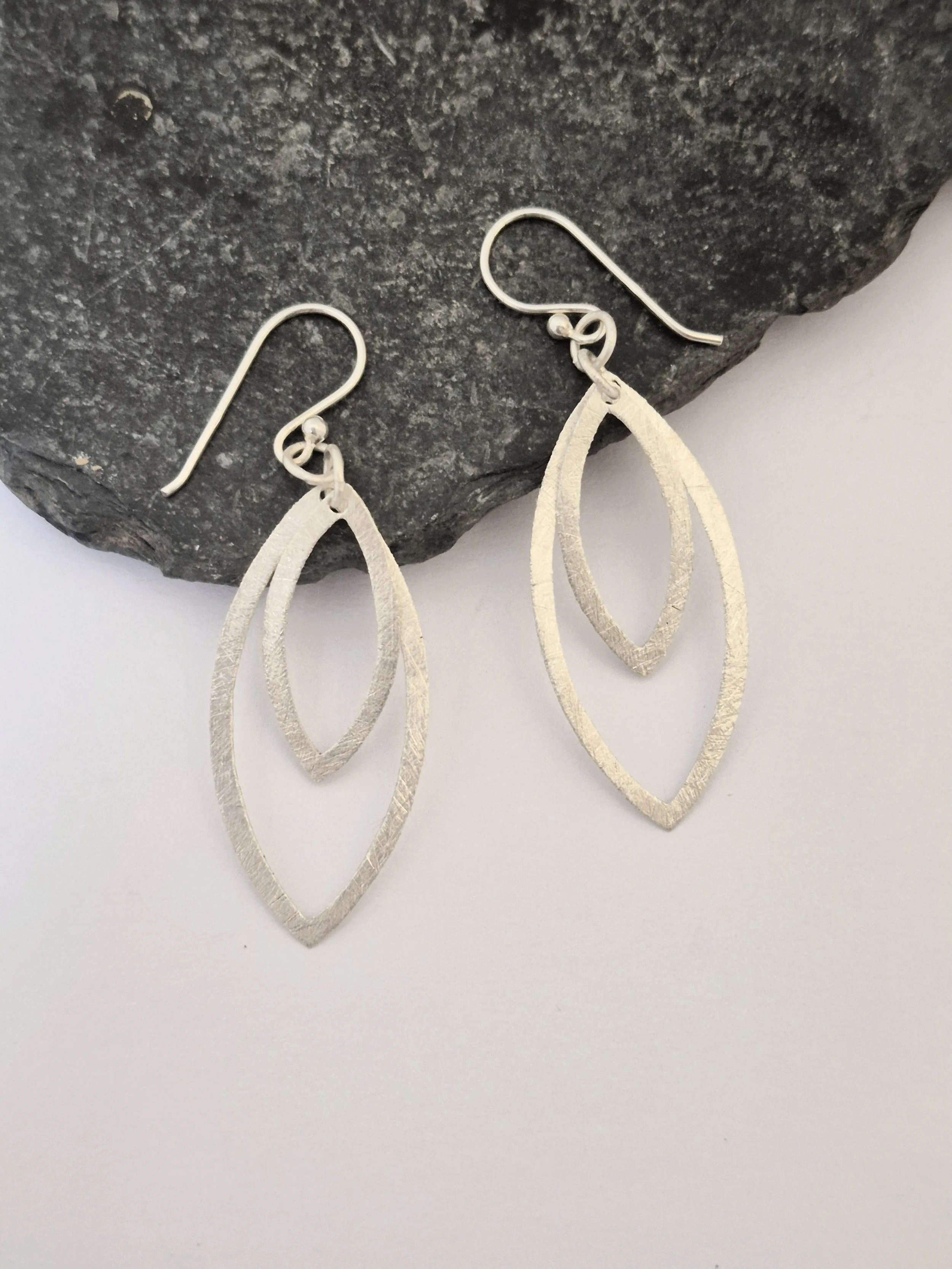 Double elliptical shaped dangly earrings, sterling silver