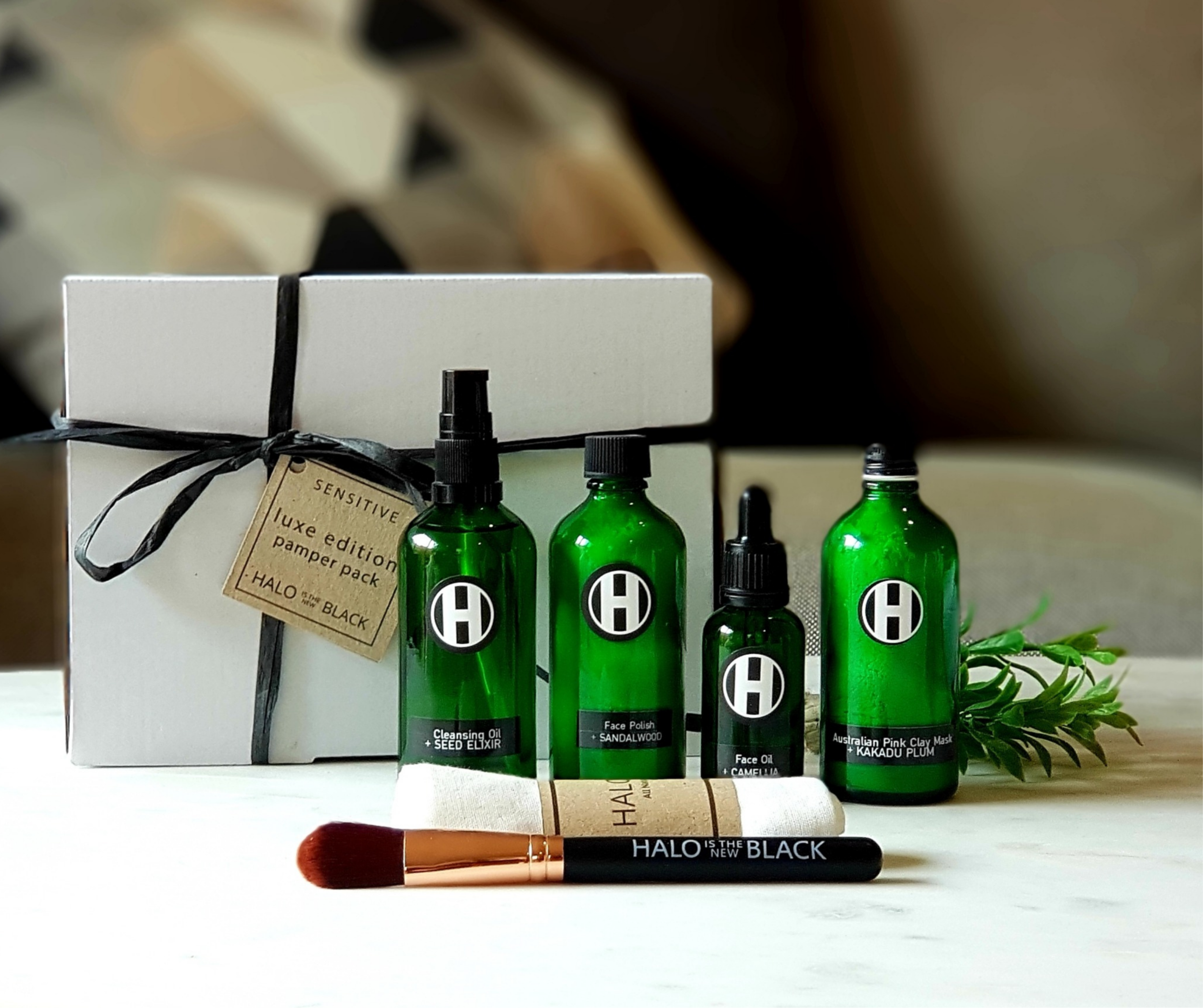 Sensitive Fragrance Free - Hypoallergenic Range   Calming ingredients such as Camellia Oil, Calendula, Oats Colloidal, White Willow Bark and Licorice Root in our Sensitive Fragrance Free Range are perfect for smoothing irritated skin.