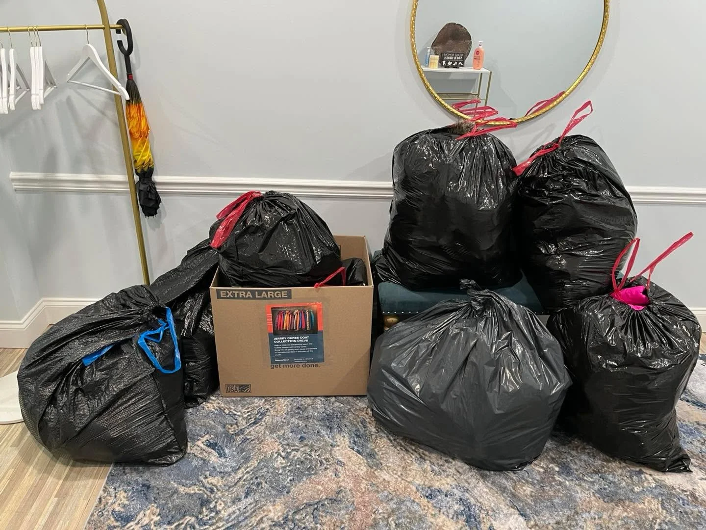 🙏🏼 A huge thank you to our MPY Tribe and our community members who helped make this year&rsquo;s coat drive for jerseycares a great success with over 8 bags full of coats and jackets! 

#mpilatesandyoganj #pilatesandyoga #mpytribe #pilatesstudio #g
