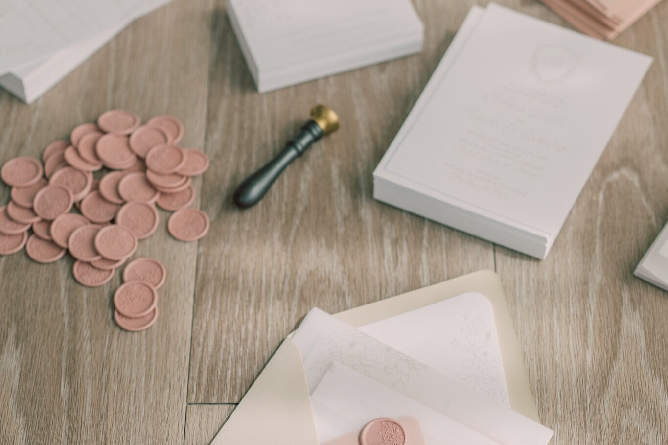6 Ways to Include Wax Seals into Your Event Stationery — Anelo Calligraphy