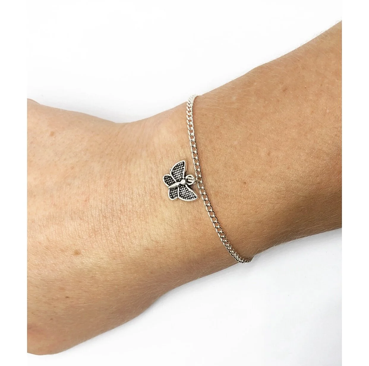 6B48FC12-DC3A-4877-80B4-B62E76D33D9A