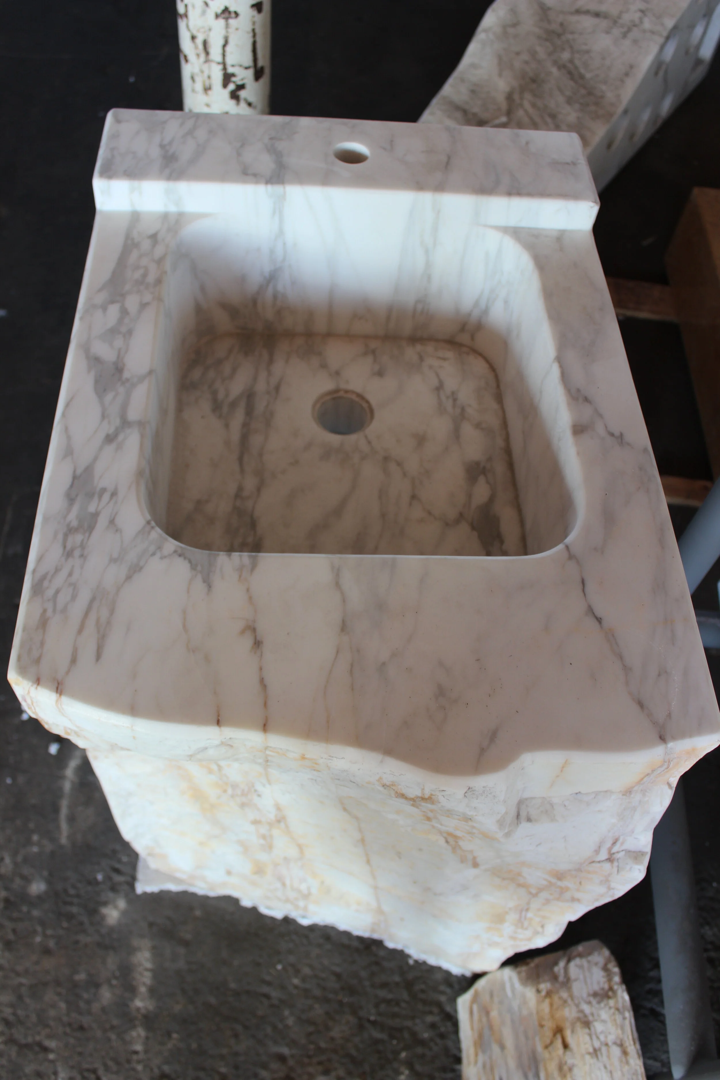 Calacatta Marble Block Basin
