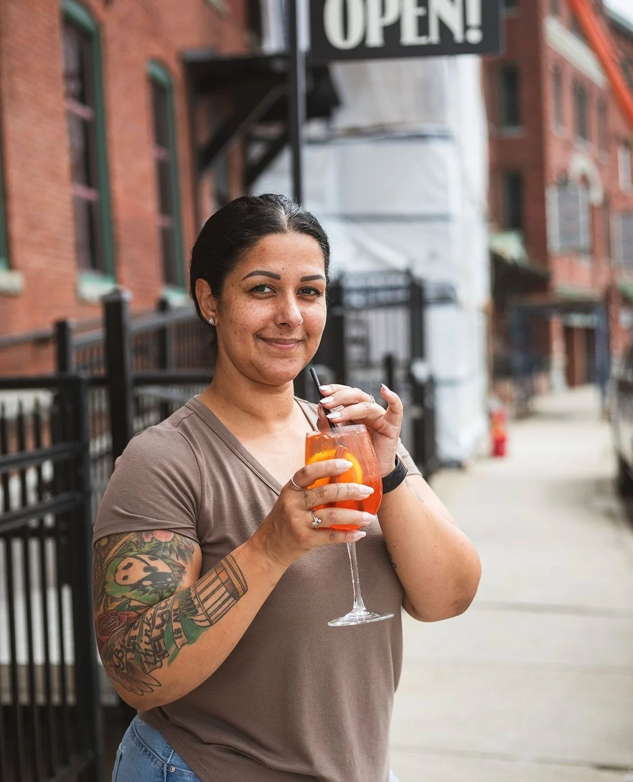 What's that? Are we open? Yes we are! Sorry, it can be hard to hear over all the construction going on 👷 Don't let the outside fool you, we're open all weekend for dine-in, takeout and delivery!