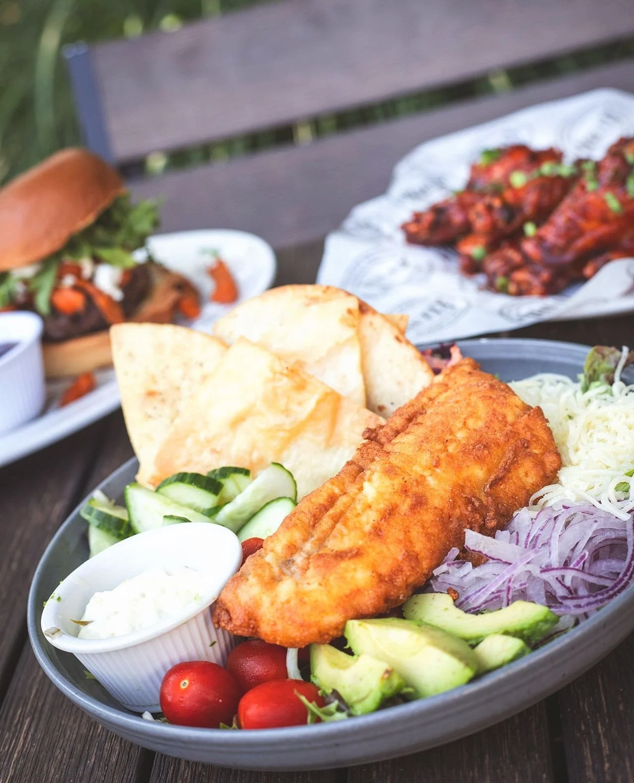 Today's forecast? Sunshine with a side of crispy fried haddock. ⁠
⁠
Our 'Frying Nemo Bowl' packs everything you'd want in a fish taco&mdash;fresh toppings, crunchy tortillas, and Mexican tartar sauce&mdash;all in one bowl made for summer afternoons.⁠