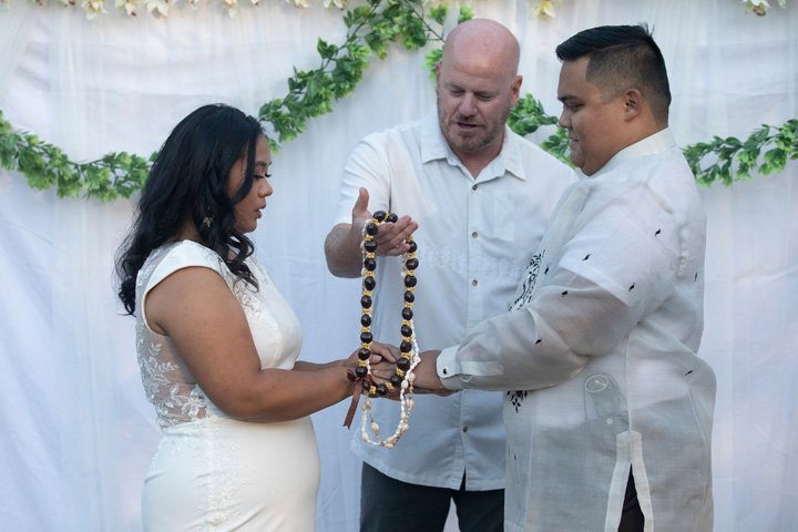 ceremonial-beads-serious-knot.jpg