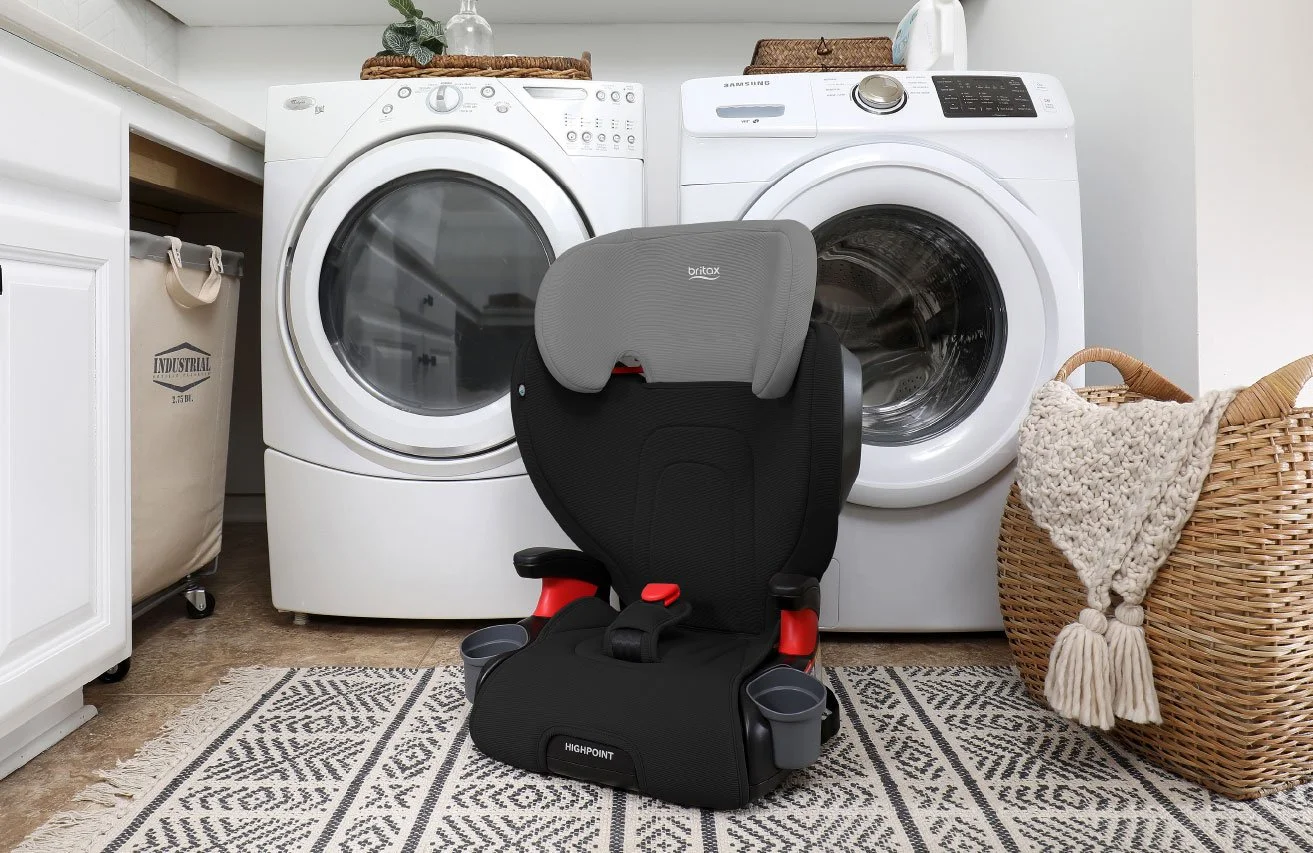 Highpoint Car Seat Black Ombre in laundry room