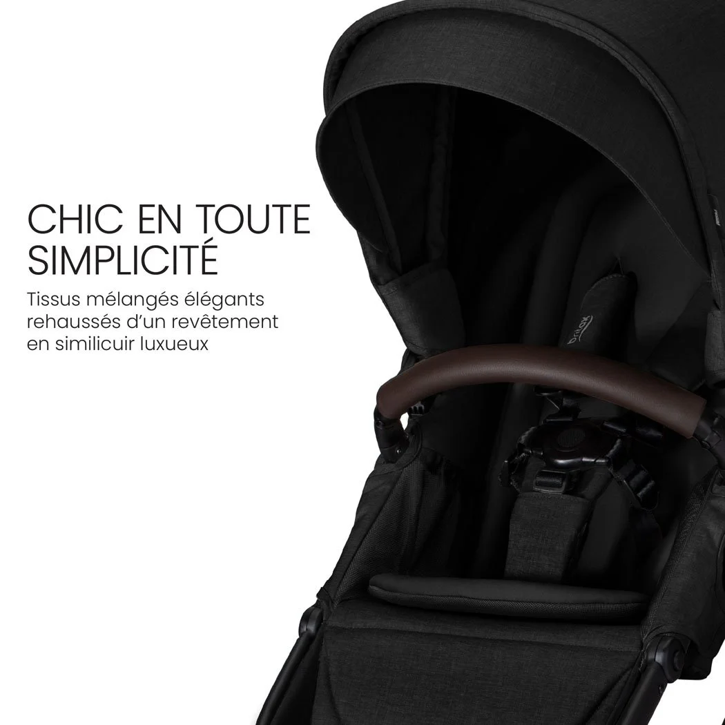 Chic en toute simplicité. Tissus mélangés élégants rehaussés d’un revêtement en similicuir luxueux. 