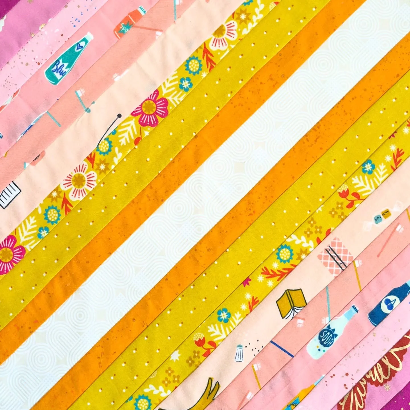 Month 3 of the #RuBeeStarSewists bee was another pink lemonade moment - clearly there&rsquo;s something about pink and yellow I&rsquo;m a little addicted to! I&rsquo;d never sewn a string block before so had fun trying a new-to-me technique for this 