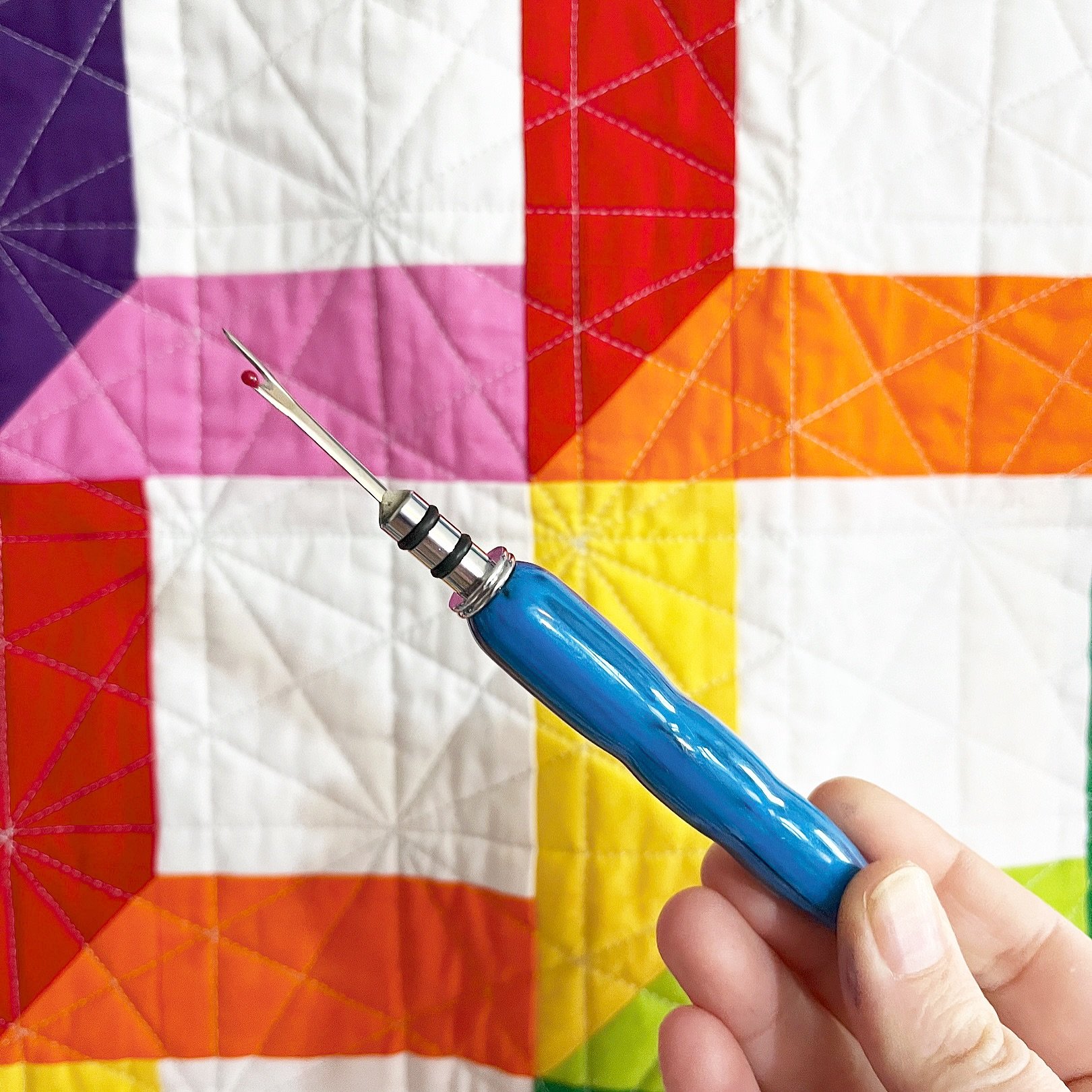 Whoops, I&rsquo;m fashionably (?) late again for #GreatBritishQuilter 🫣
🪡 I&rsquo;m not sure if I have three top notions, but I definitely have one - my seam ripper/stiletto point. Everyone who sews unfortunately knows how vital a good seam ripper 