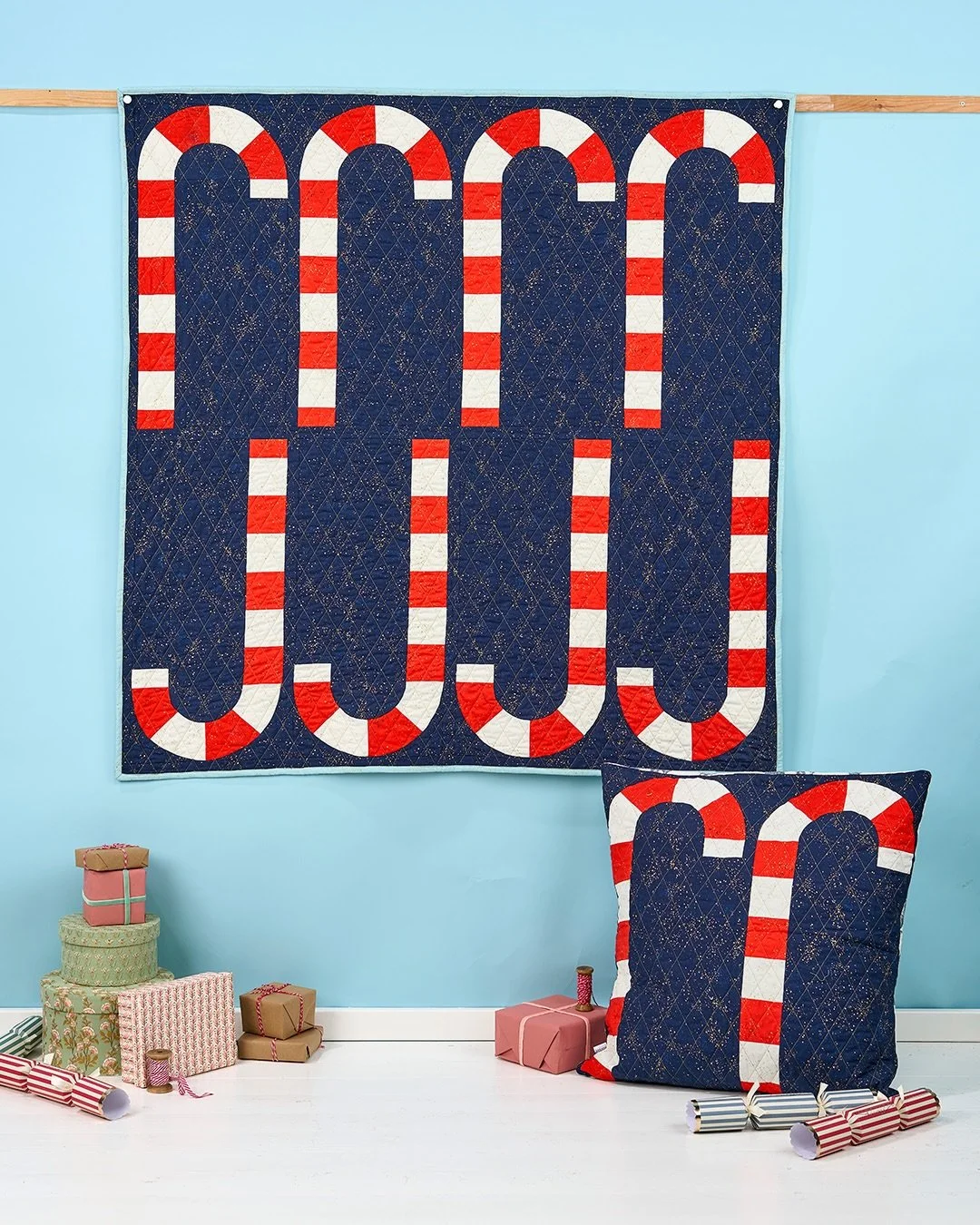 What a lovely surprise to find out that I have a quilt on the cover of @lovequiltingmag for a sixth time! Candy Cane Lane was so much fun to make (apparently my memories of quilting it in the middle of a record breaking heatwave are already fading 😅
