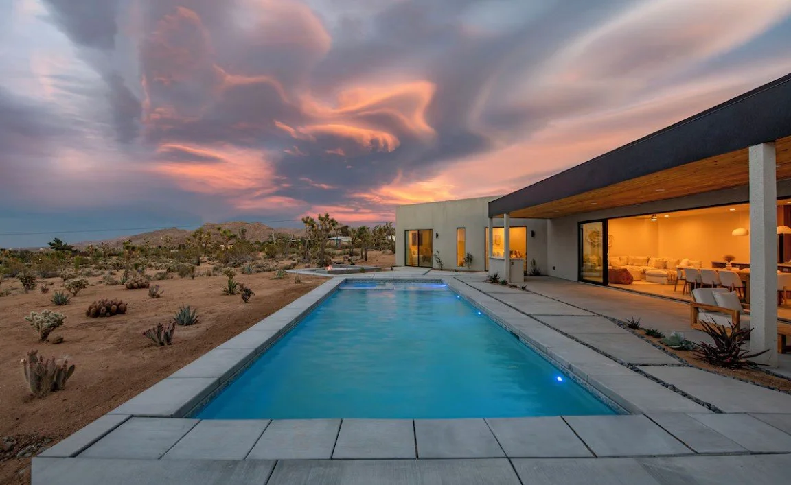 Pool deck 3.jpg