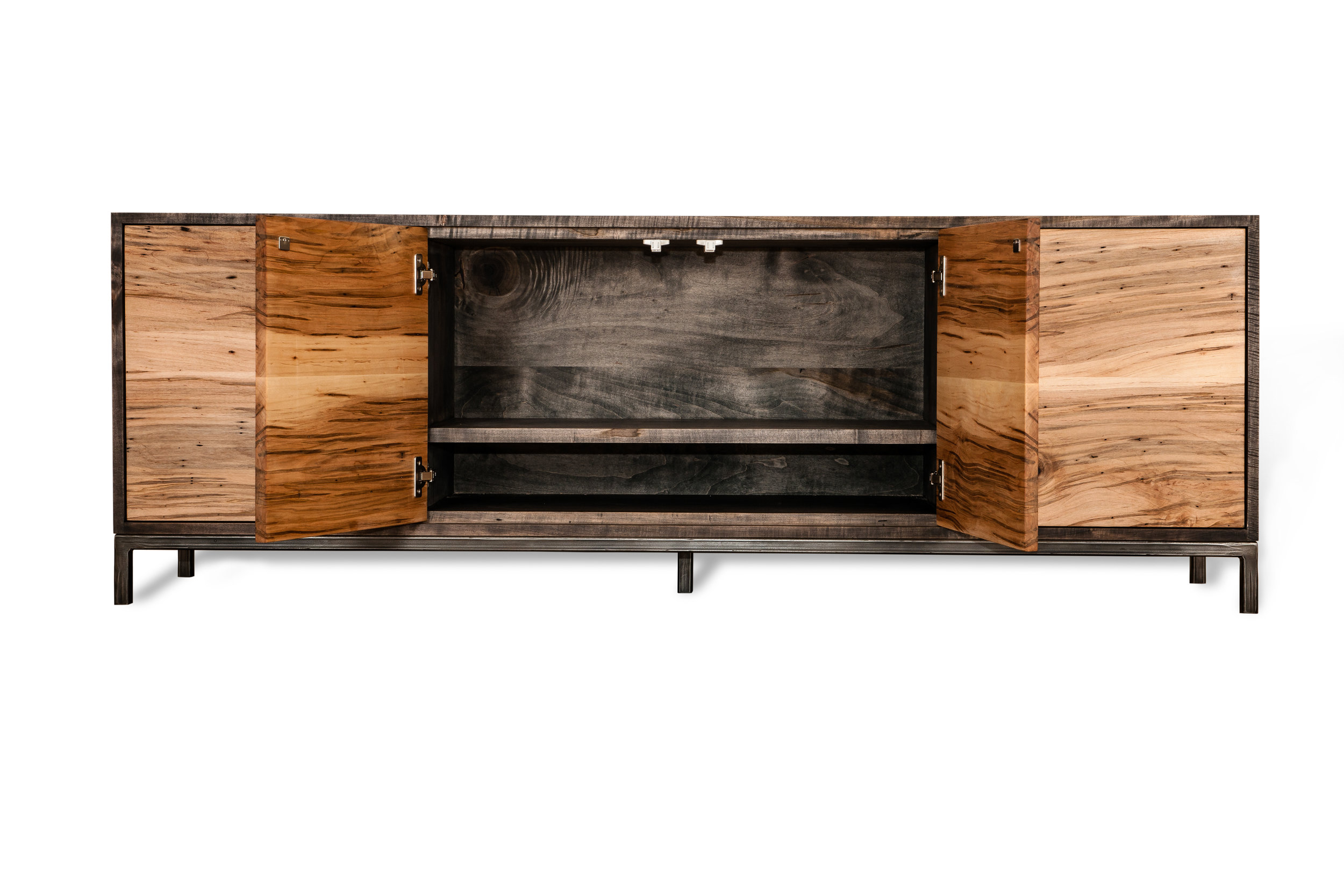 Credenza2.jpg