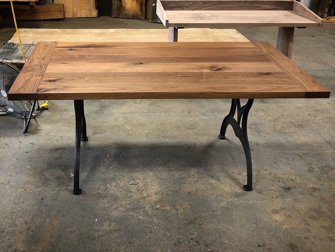 Table Brooklyn Legs 2.jpg