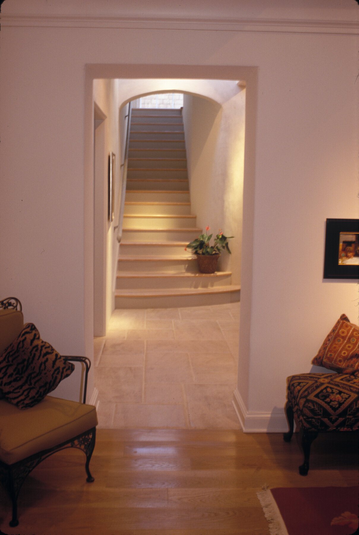 Templeton-doorway_stairs_0.jpg