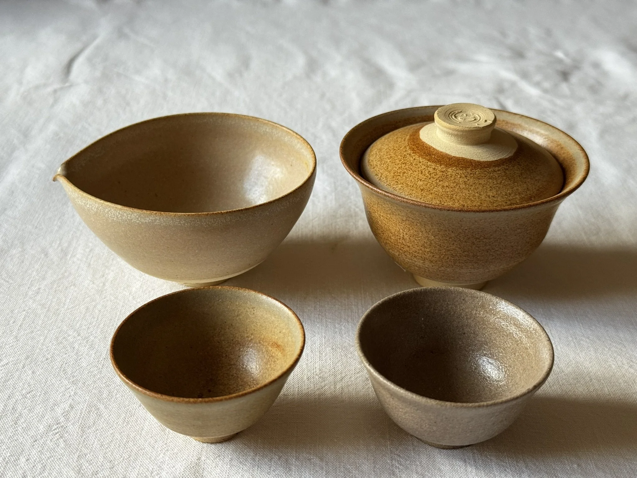 Gaiwan, verseuse et 2 tasses