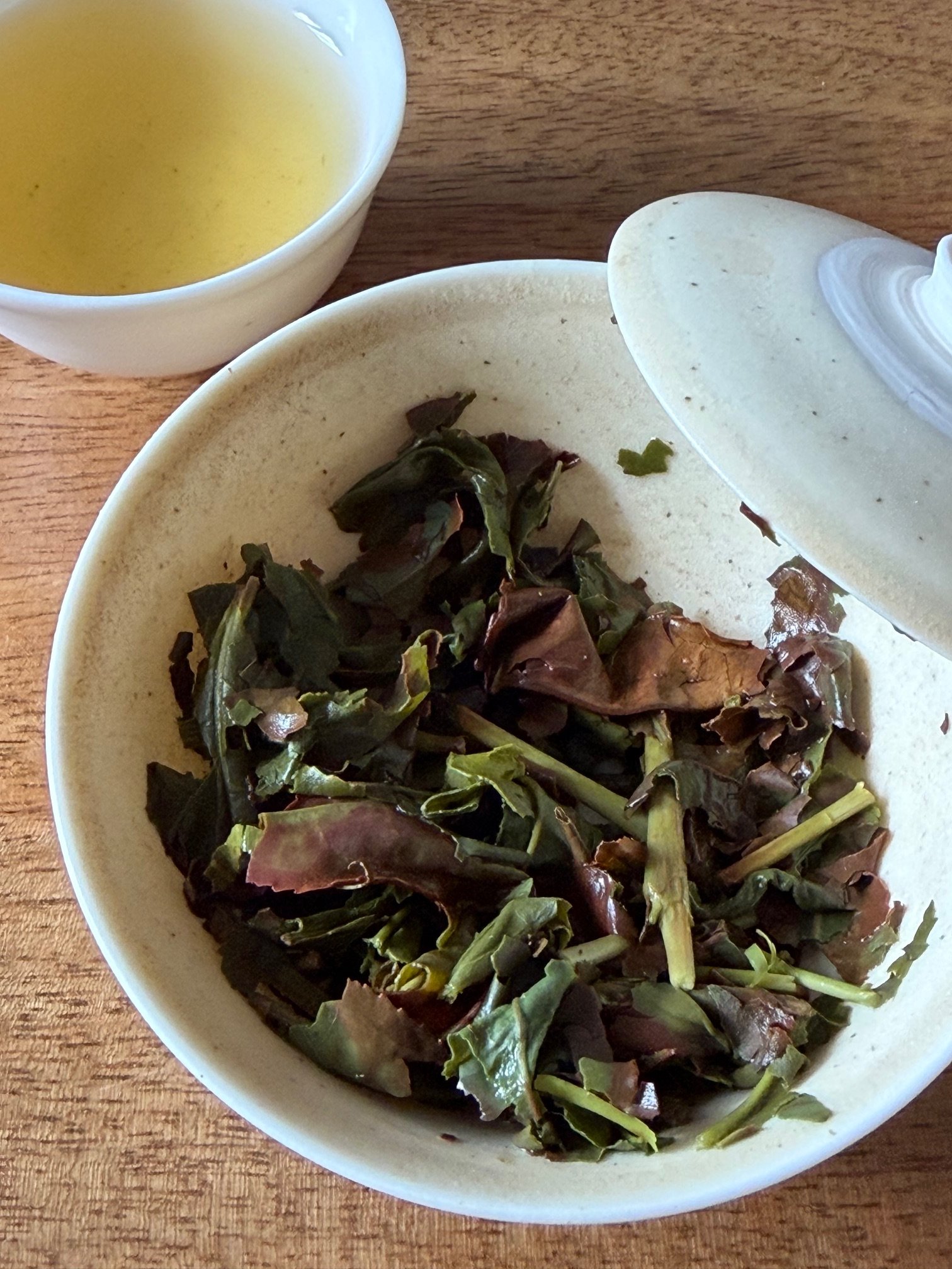 SUMMER OOLONG FEUILLE INFUSEE.jpeg