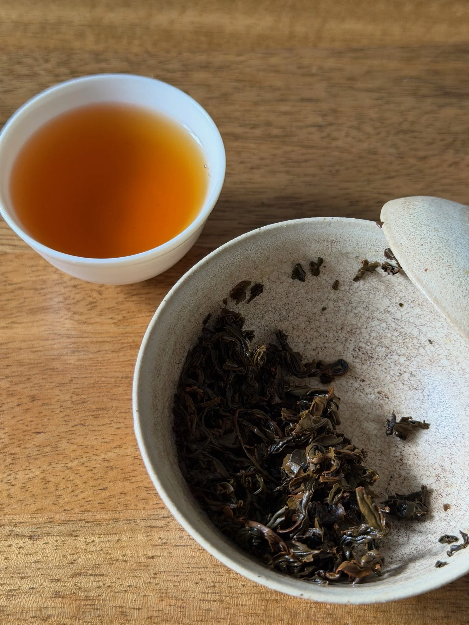 SAKURA SMOKY FEUILLES LIQUEUR.jpeg