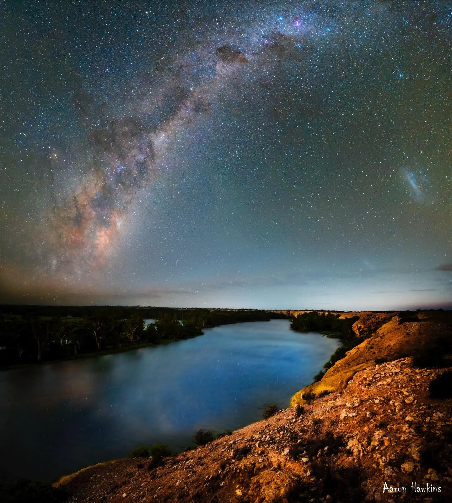Emu Over the River ✨

The Emu in the Sky rises, not in stars, but in the dark spaces between. Telling a story carried across thousands of years. 

Below, the Murray River moves as it always has,
winding past ancient cliffs carved by time itself.

Yea