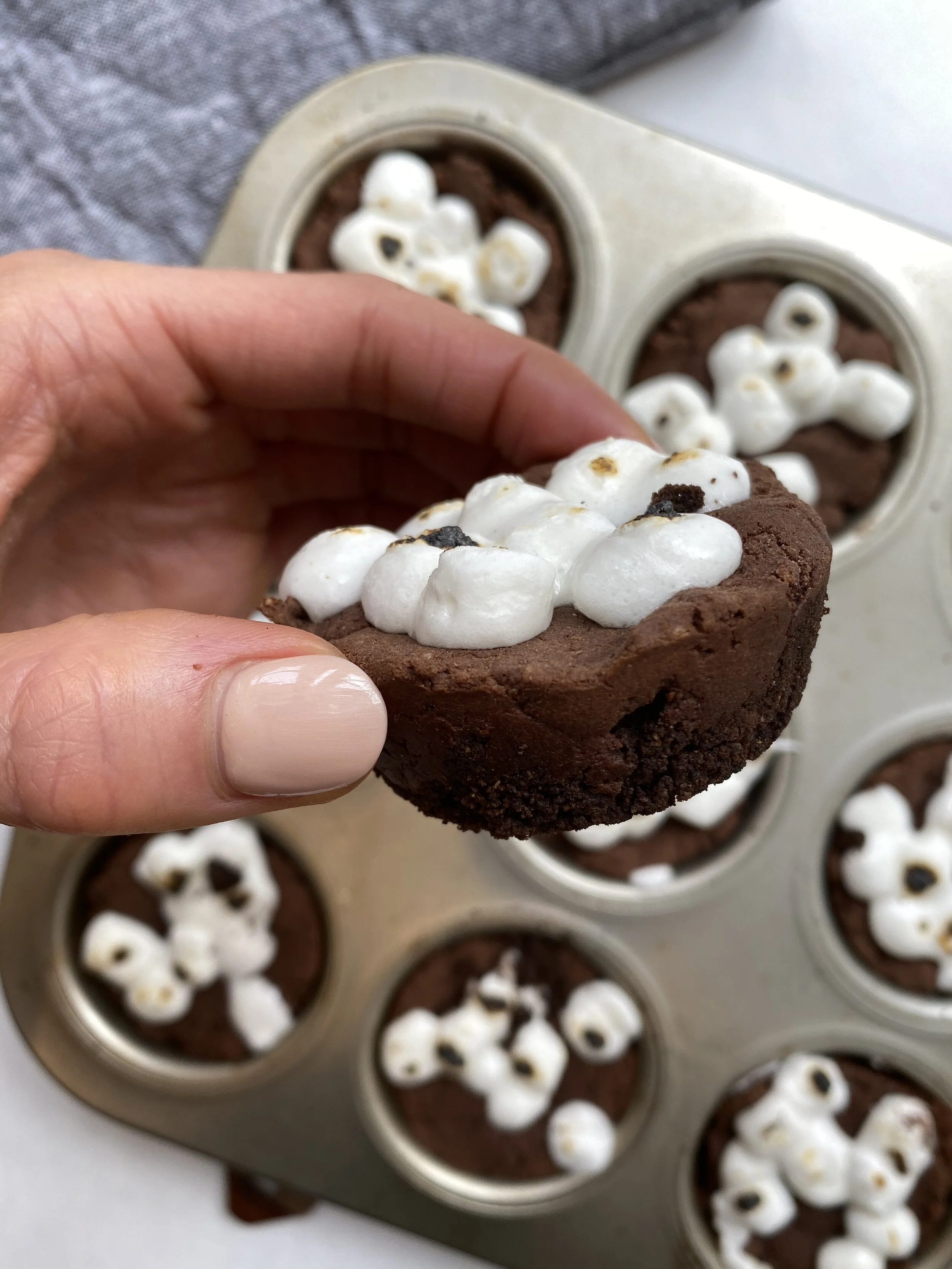 S’more Cake Bites