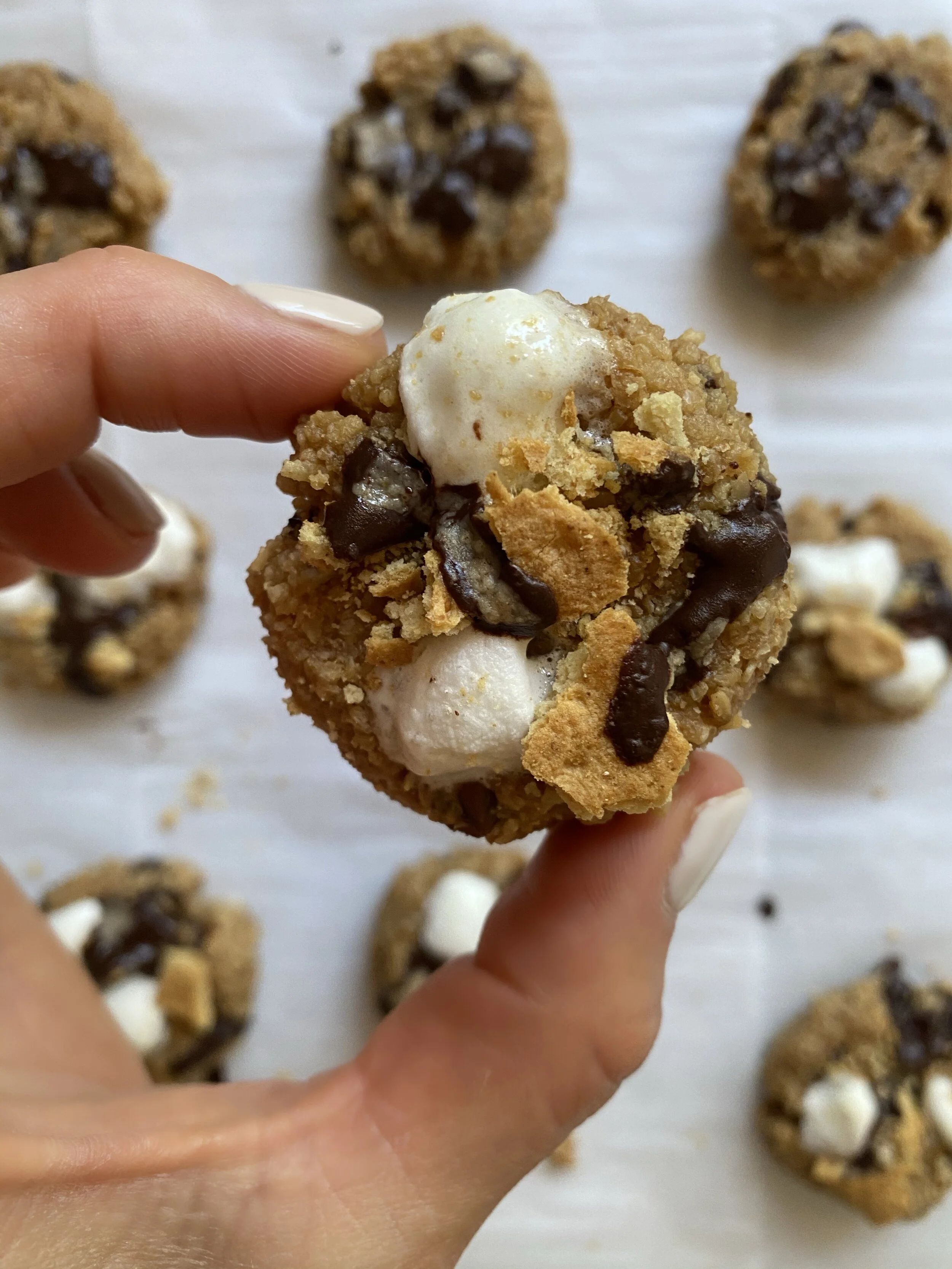 s'more style-uber low sugar chocolate chip cookies
