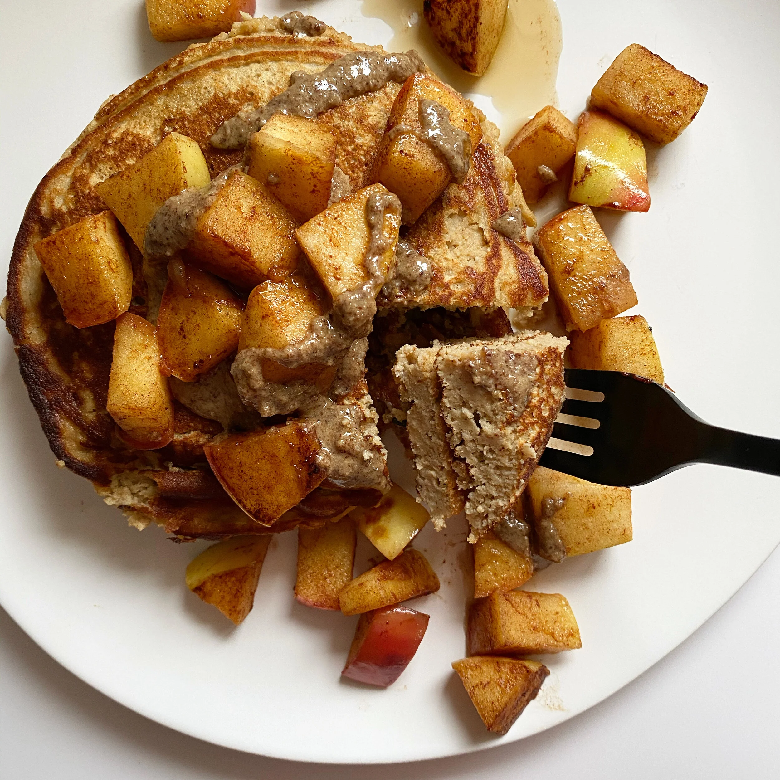 Apple Spice Protein Pancakes