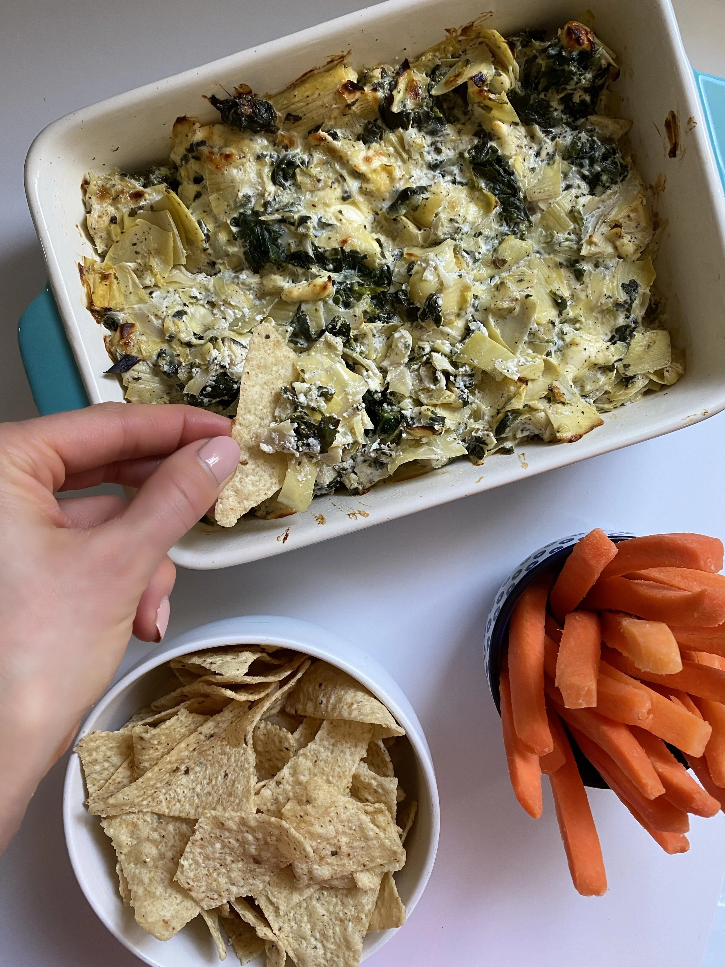 healthy spinach artichoke dip