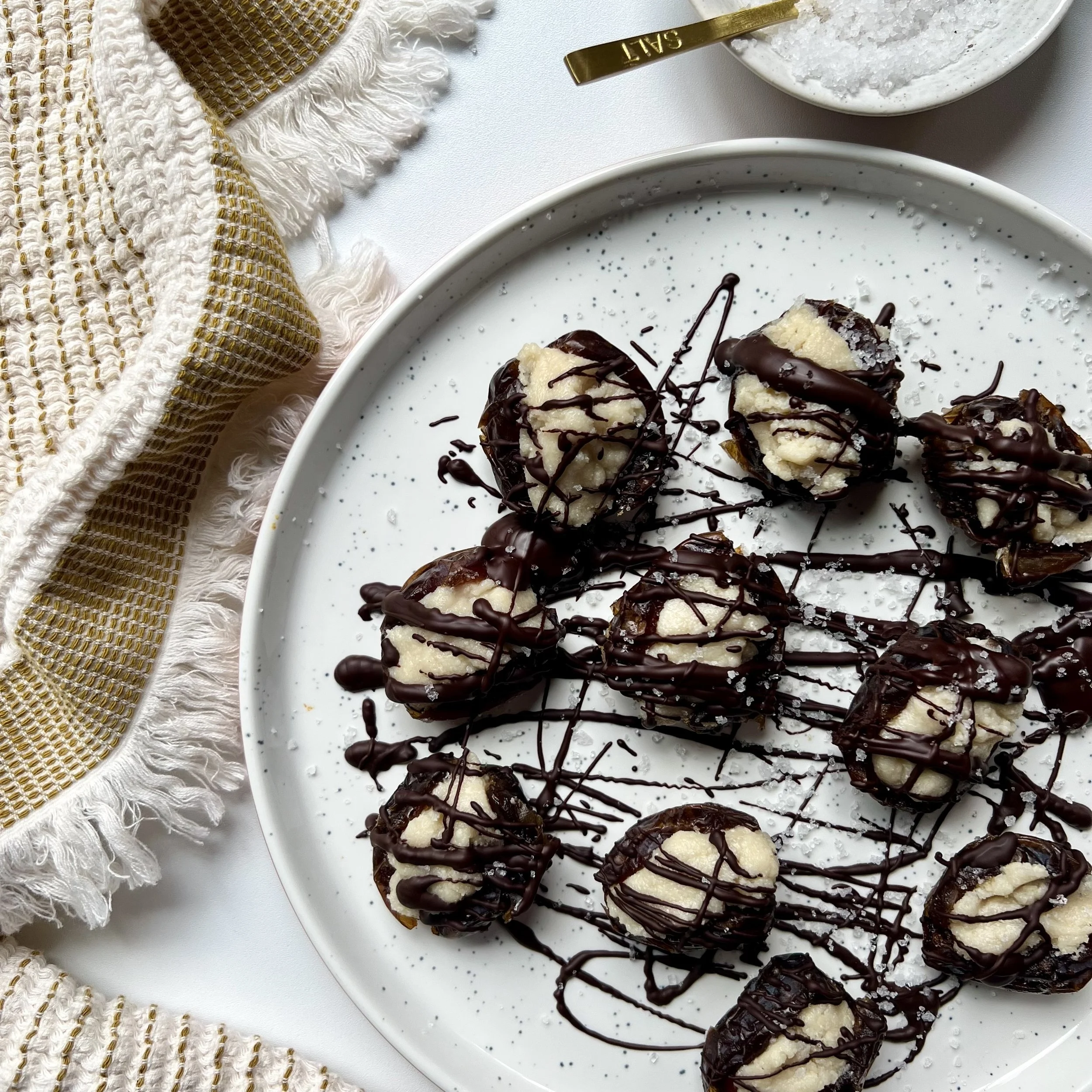 twix stuffed dates