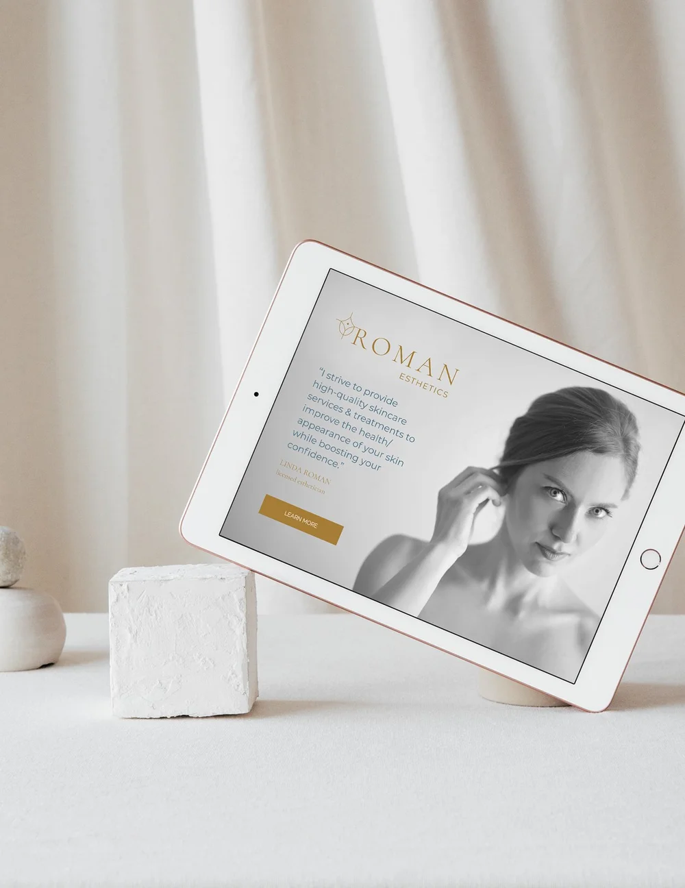 Beauty brand identity design, esthetician logo & branding — Effie Ana