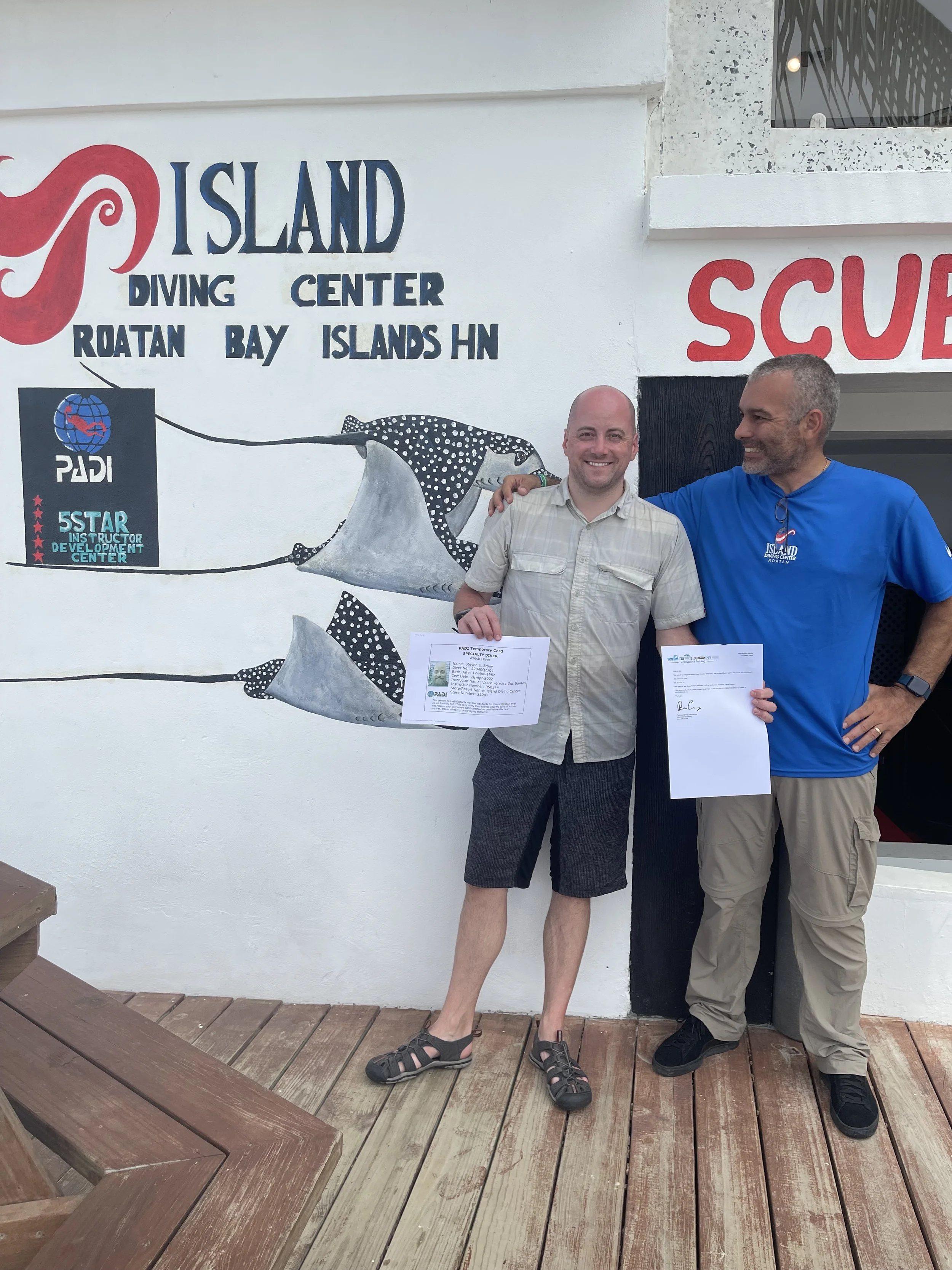 Congratulations to Steven Erbey for completing TDI Sidemount Diver course combined with PADI Wreck Diver Specialty
