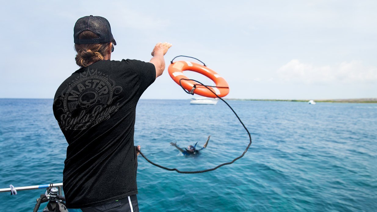 diveROATANnet-SSI-Diver-Stress-and-Rescue-PADI-Rescue-Diver.jpg
