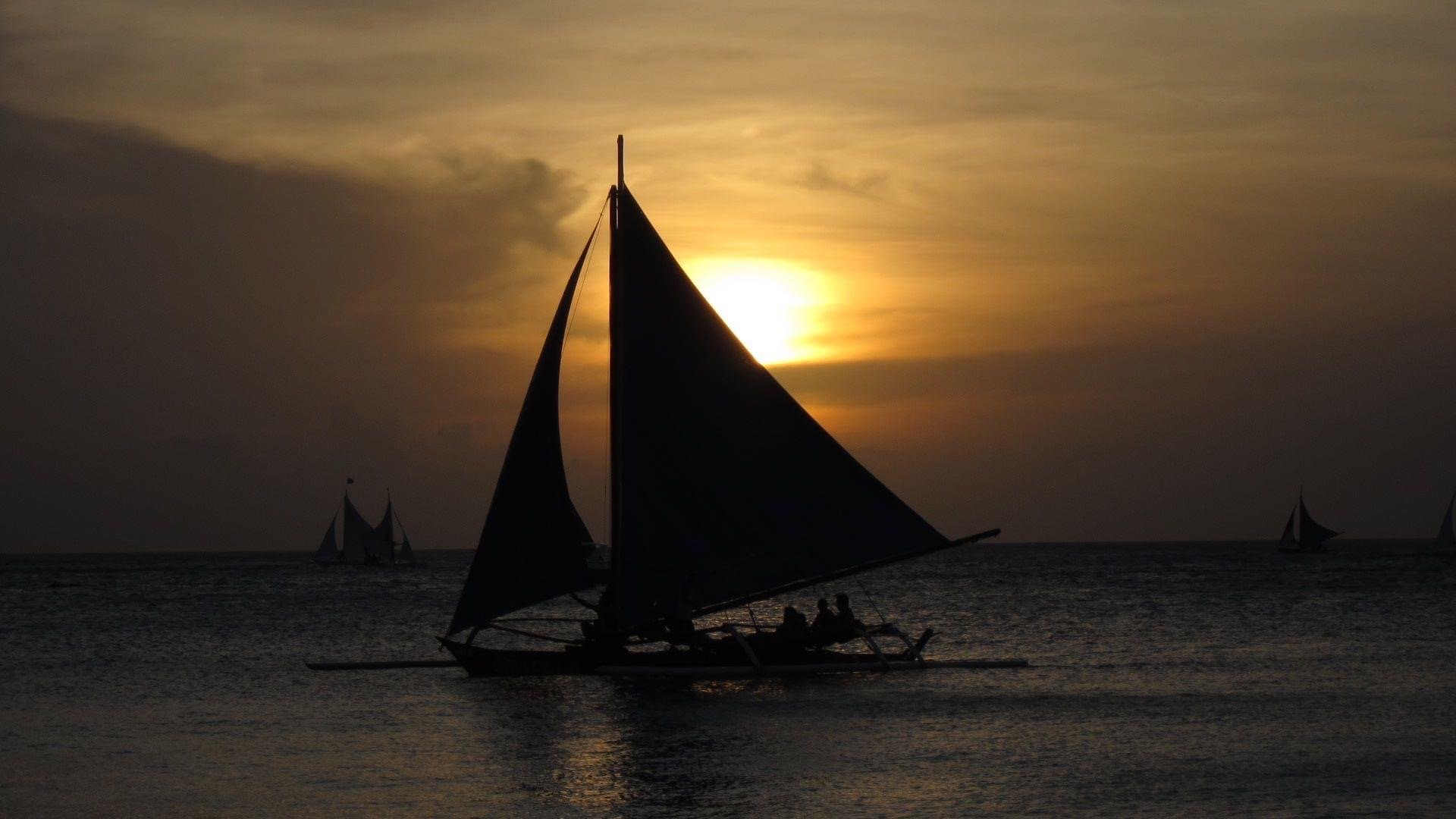 Aklan tourist spot - sunset sailing in boracay island