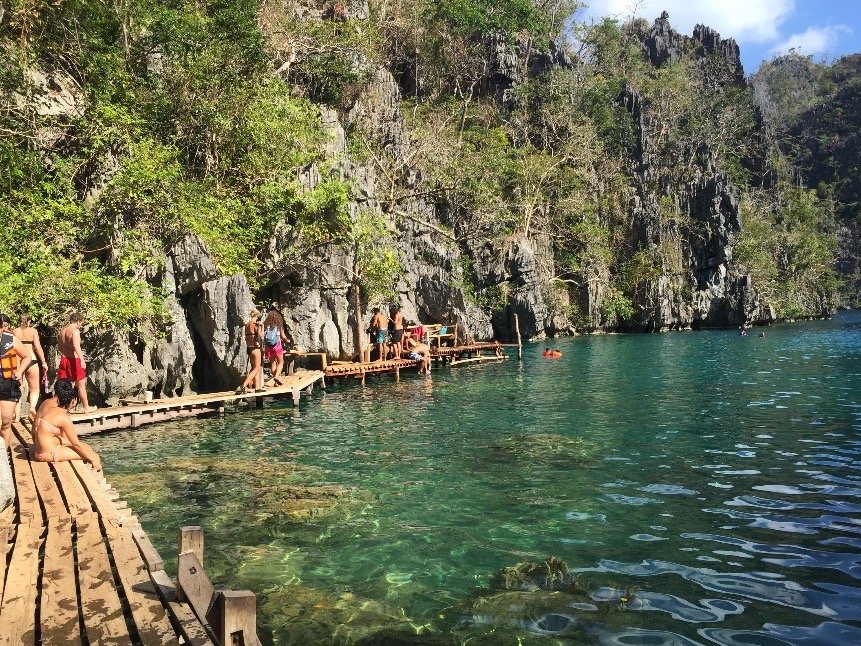 The Charm of Kayangan Lake: A Coron, Palawan Highlight