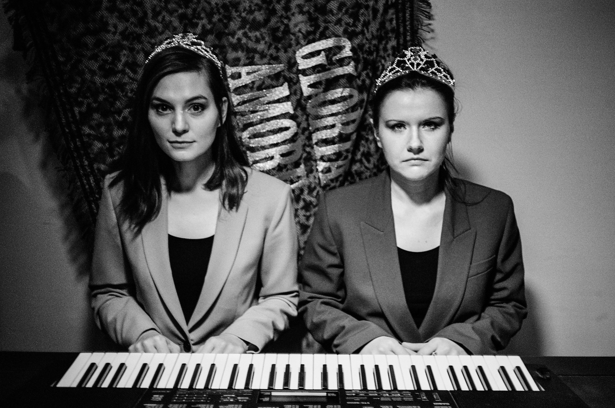 "Gloria Amore Victis" on in Music Theatre Capitol