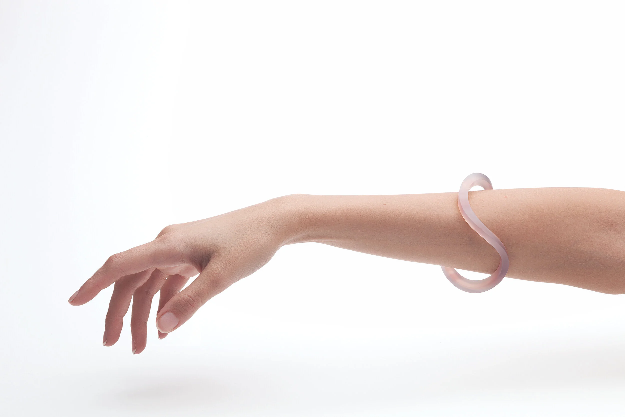 LIVIANA Bracelet 2.jpg