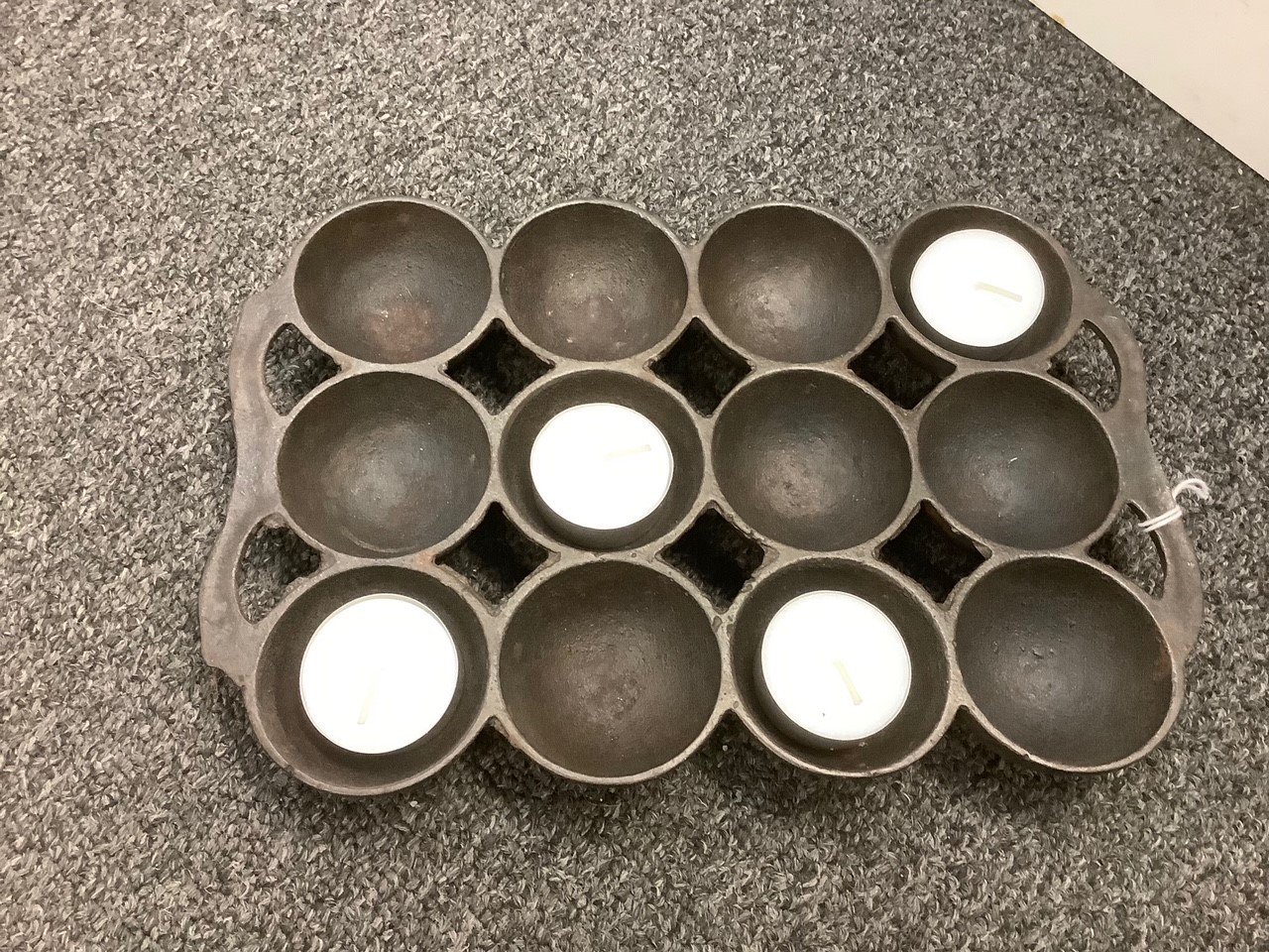 #waybackwednesday This is a Gem pan, used to bake small muffins, popular in the late 1800s.  Check out case #127. #heretodaymaybetomorrowmaybenot #antiques #decorandmore #vintage #rocantiques #roc #cdga #OMA #ontariomallantiques #waybackwednesday #vi