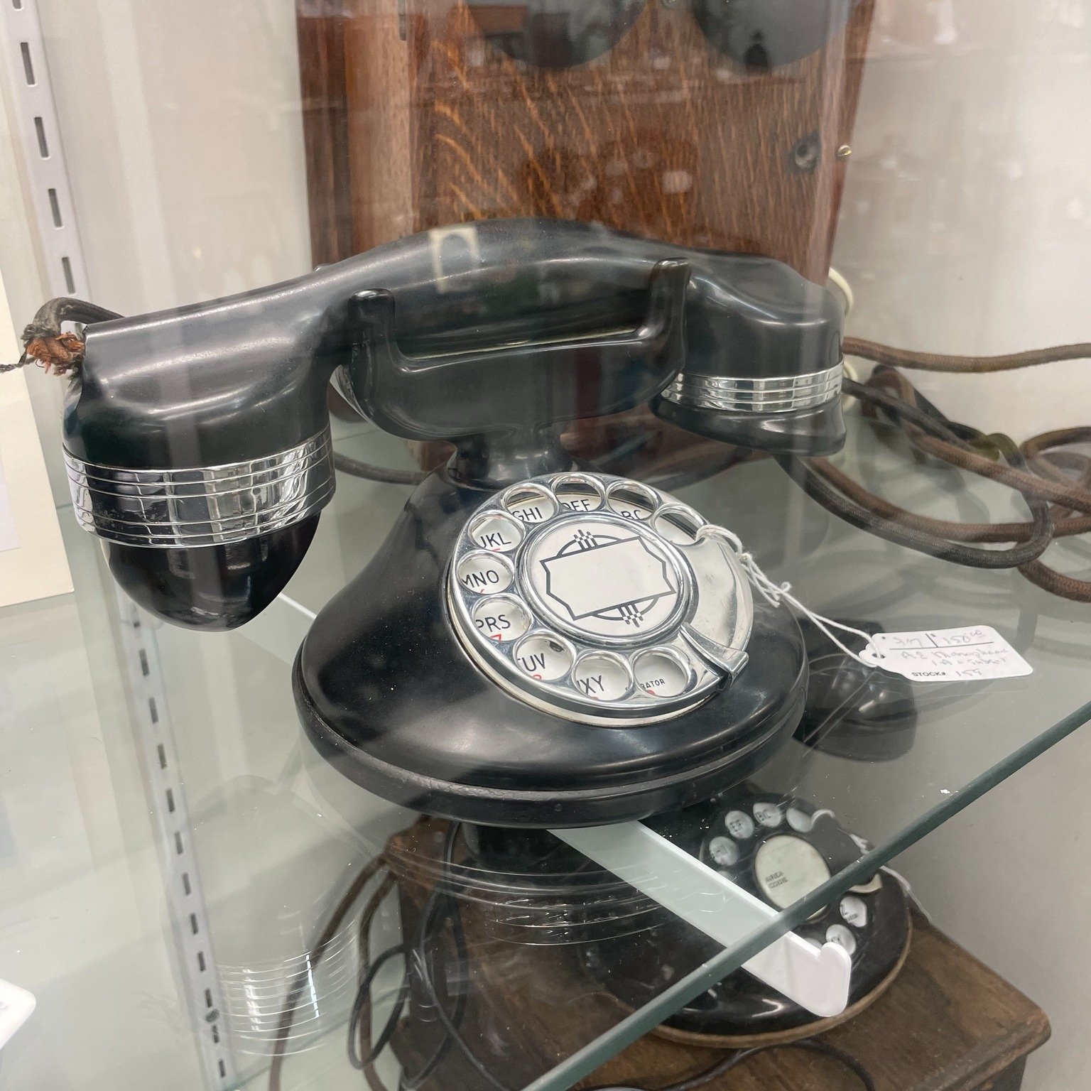 #waybackwednesday Ring Ring! #heretodaymaybetomorrowmaybenot #antiques #decorandmore #vintage #rocantiques #roc #cdga #OMA #ontariomallantiques #waybackwednesday #vintageliving #vintage #collectibles #vintageny #antiquesnewyork #rocantiques