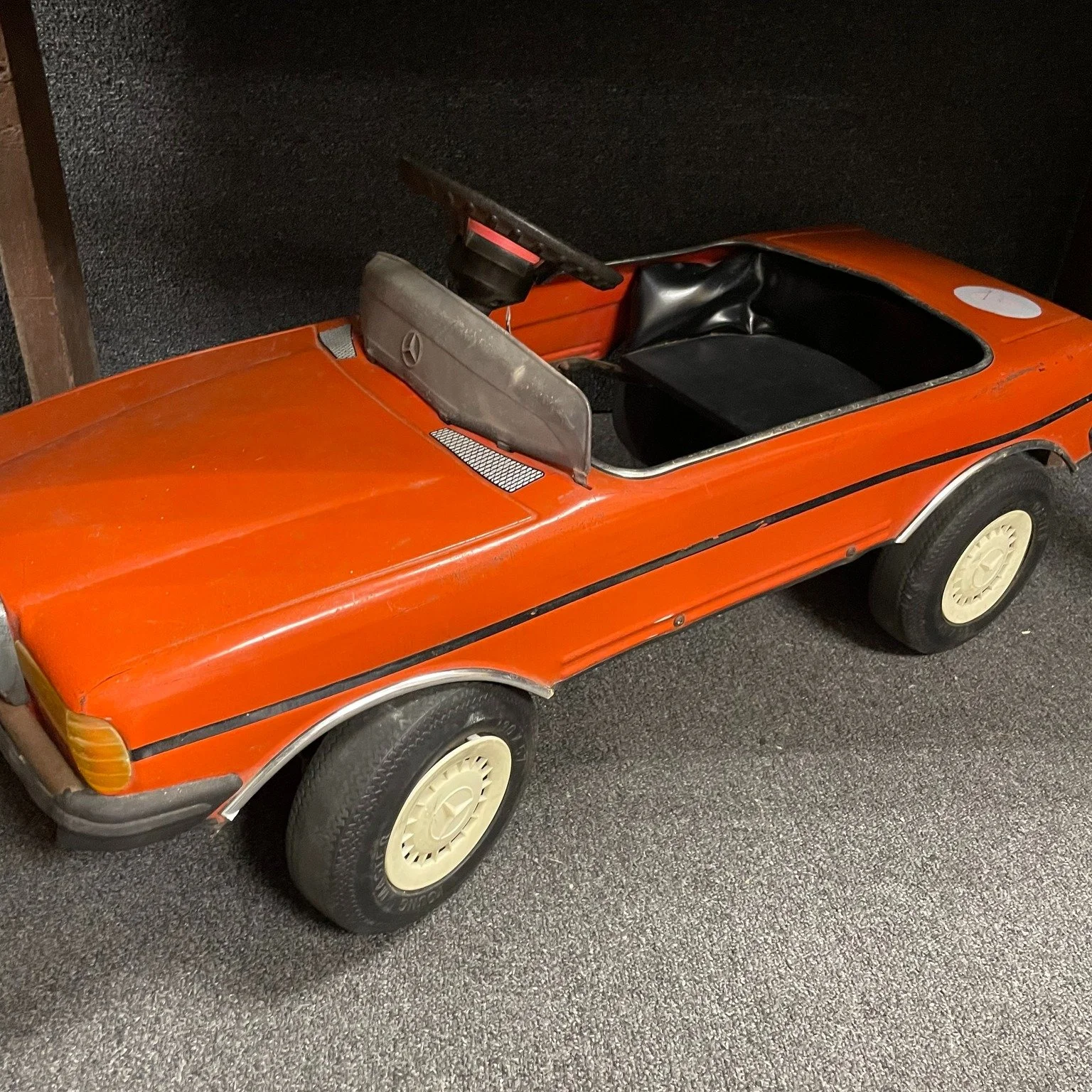 #waybackwednesdays  a cool set of (mini) wheels #heretodaymaybetomorrowmaybenot #antiques #decorandmore #vintage #rocantiques #roc #cdga #OMA #ontariomallantiques #waybackwednesday #vintageliving #vintage #collectibles #vintageny #antiquesnewyork #ro