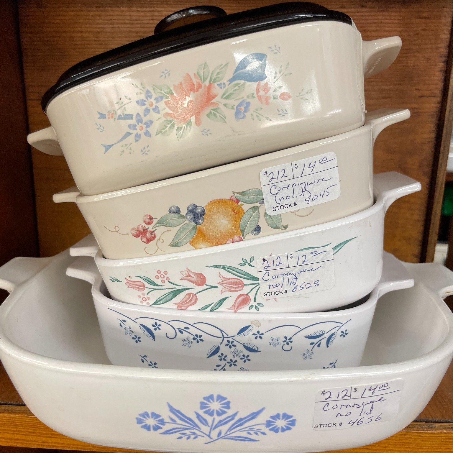 #waybackwednesday  Ready for tomorrow?  We have dishes with vintage vibes! #heretodaymaybetomorrowmaybenot #antiques #decorandmore #vintage #rocantiques #roc #cdga #OMA #ontariomallantiques #waybackwednesday #vintageliving #vintage #collectibles #vin