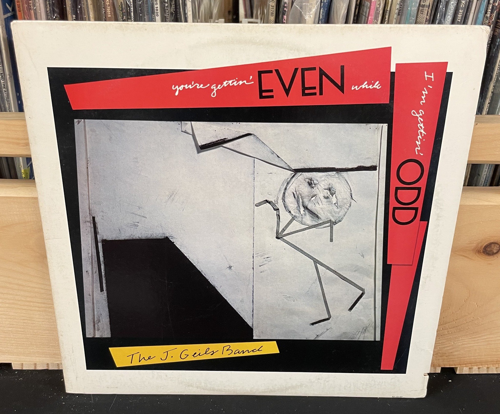 #musicmonday J Geils Band! #heretodaymaybetomorrowmaybenot #antiques #decorandmore #vintage #rocantiques #roc #cdga #OMA #ontariomallantiques #vintageliving #vintage #collectibles #vintageny #antiquesnewyork
#rocantiques #vinyl #recordalbums