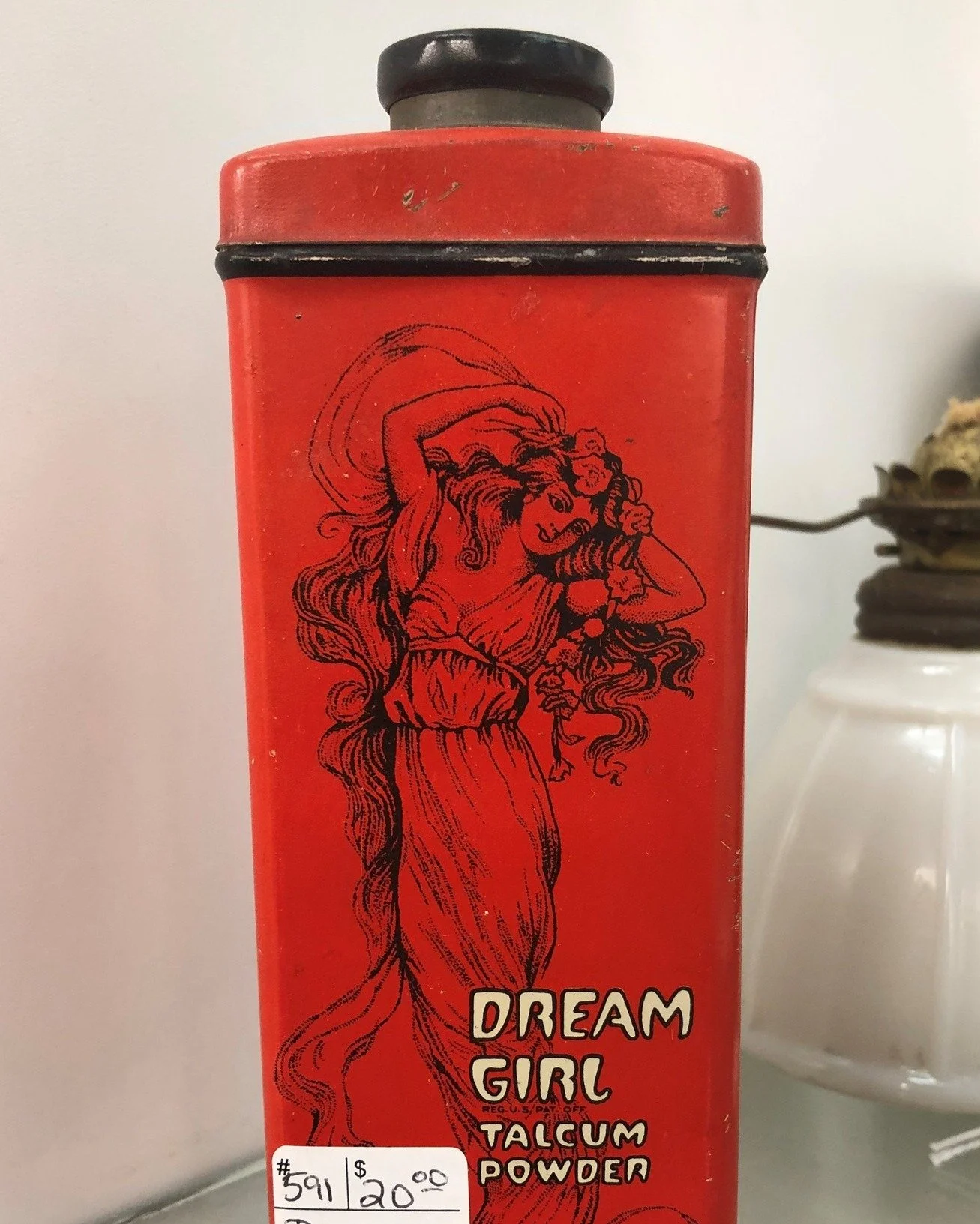 #waybackwednesday❤️ vintage talcum powder tin