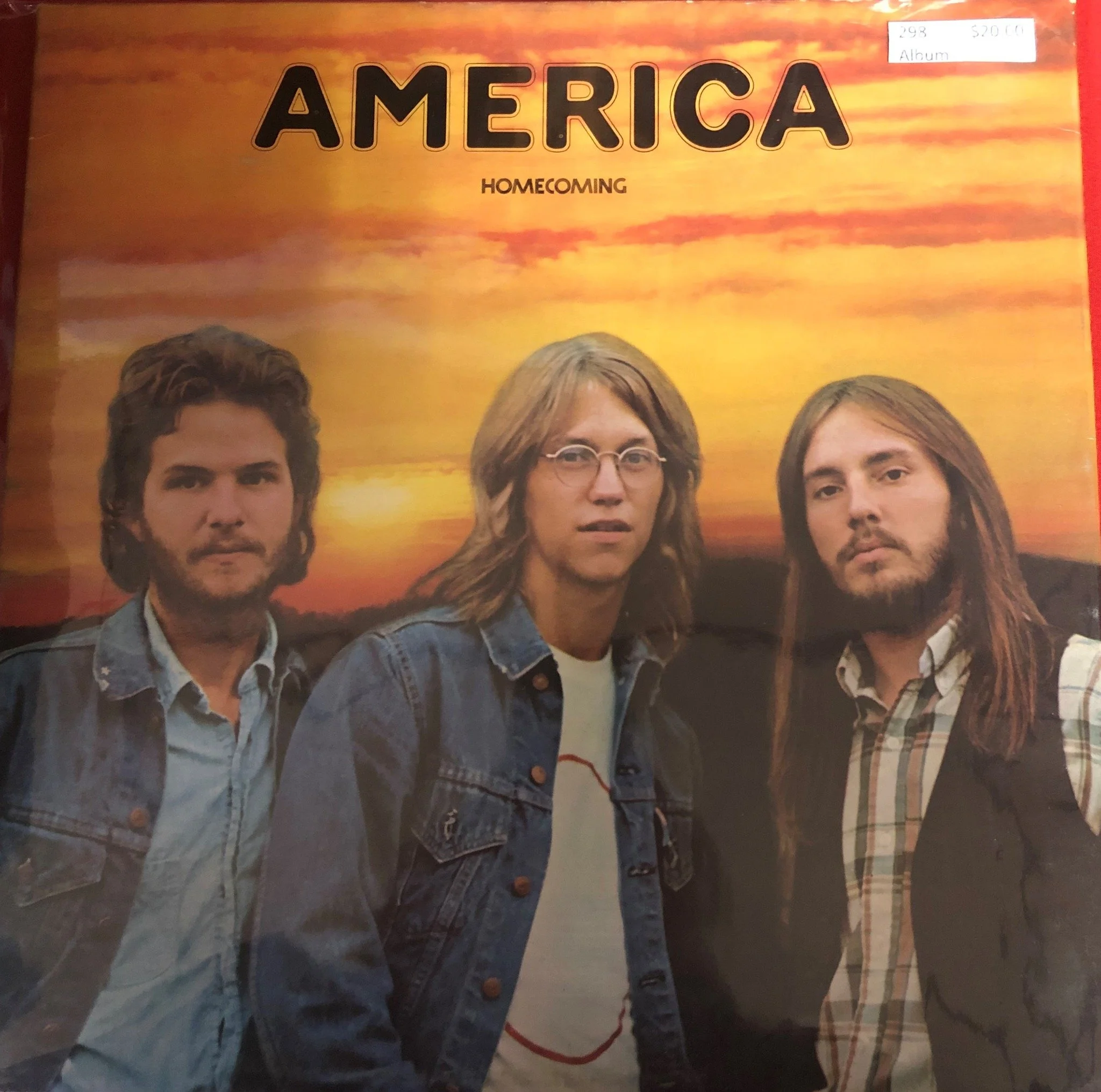 #musicmonday America!  #heretodaymaybetomorrowmaybenot #antiques #decorandmore #vintage #rocantiques #roc #cdga #OMA #ontariomallantiques #vintageliving #vintage #collectibles #vintageny #antiquesnewyork
#rocantiques #vinyl #recordalbums