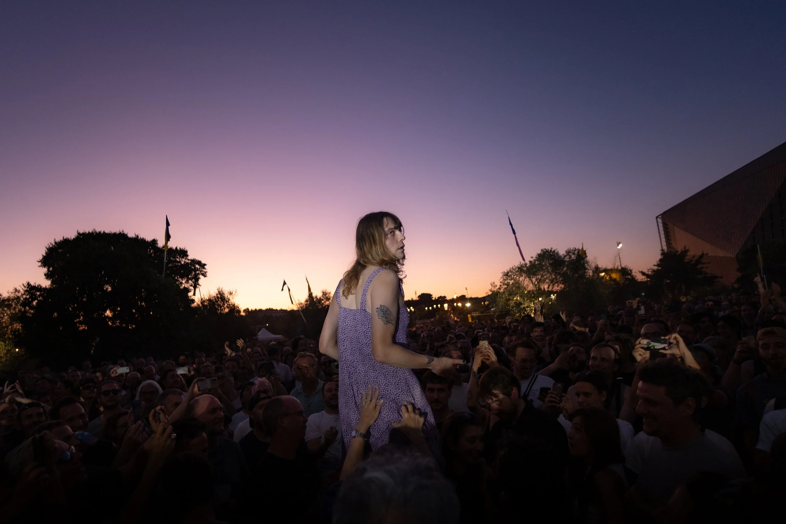 Preview_This is not a Love Song-8.jpg