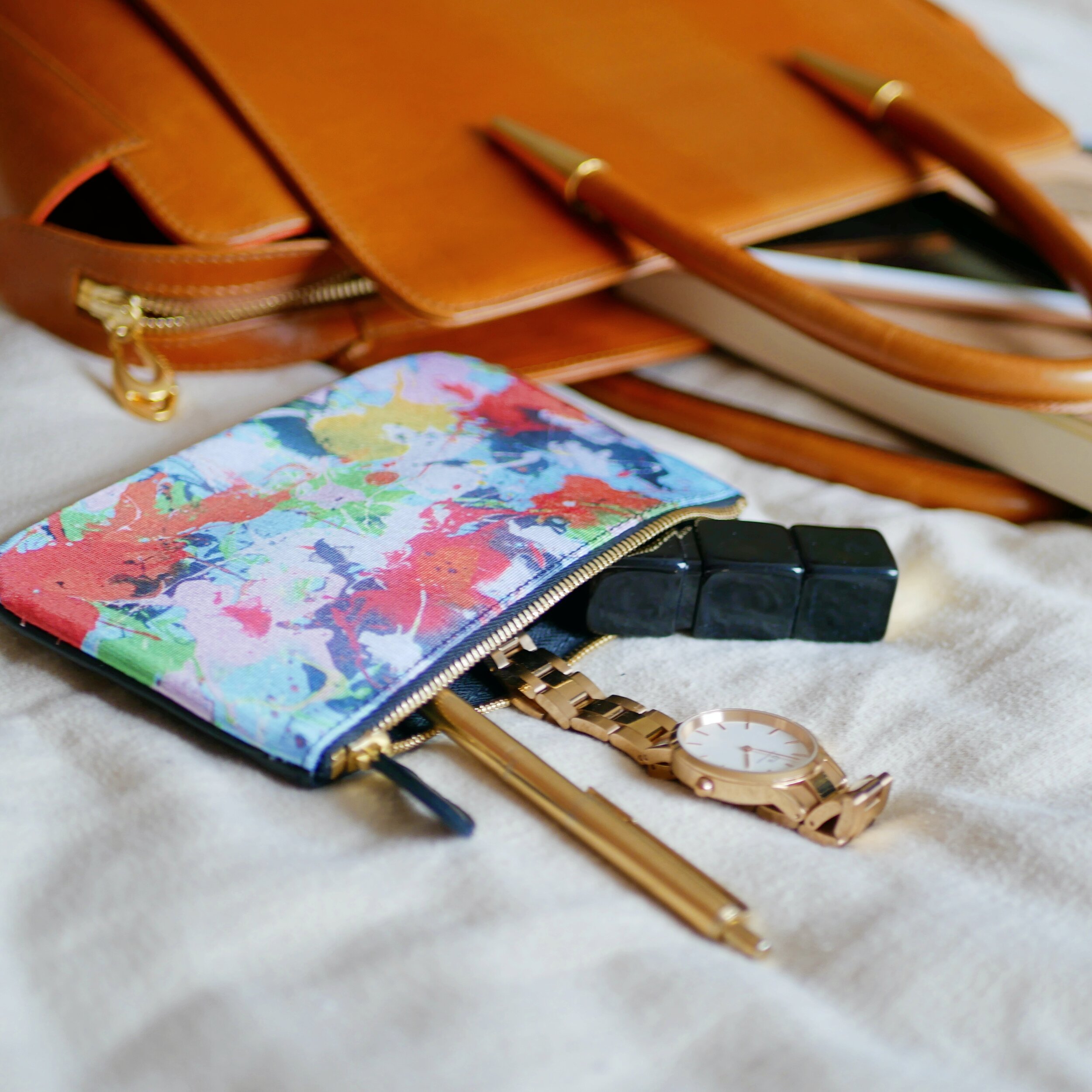 Handbag Cathrine with clutch, artwork Isabelle Pelletane cognac leather