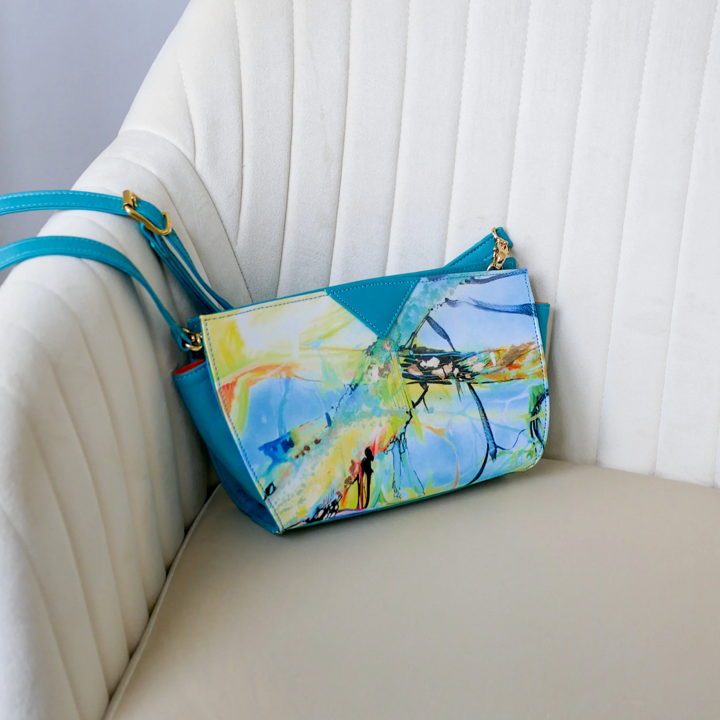 Clutch Bag Alice, artwork Marc-André Metais in situ