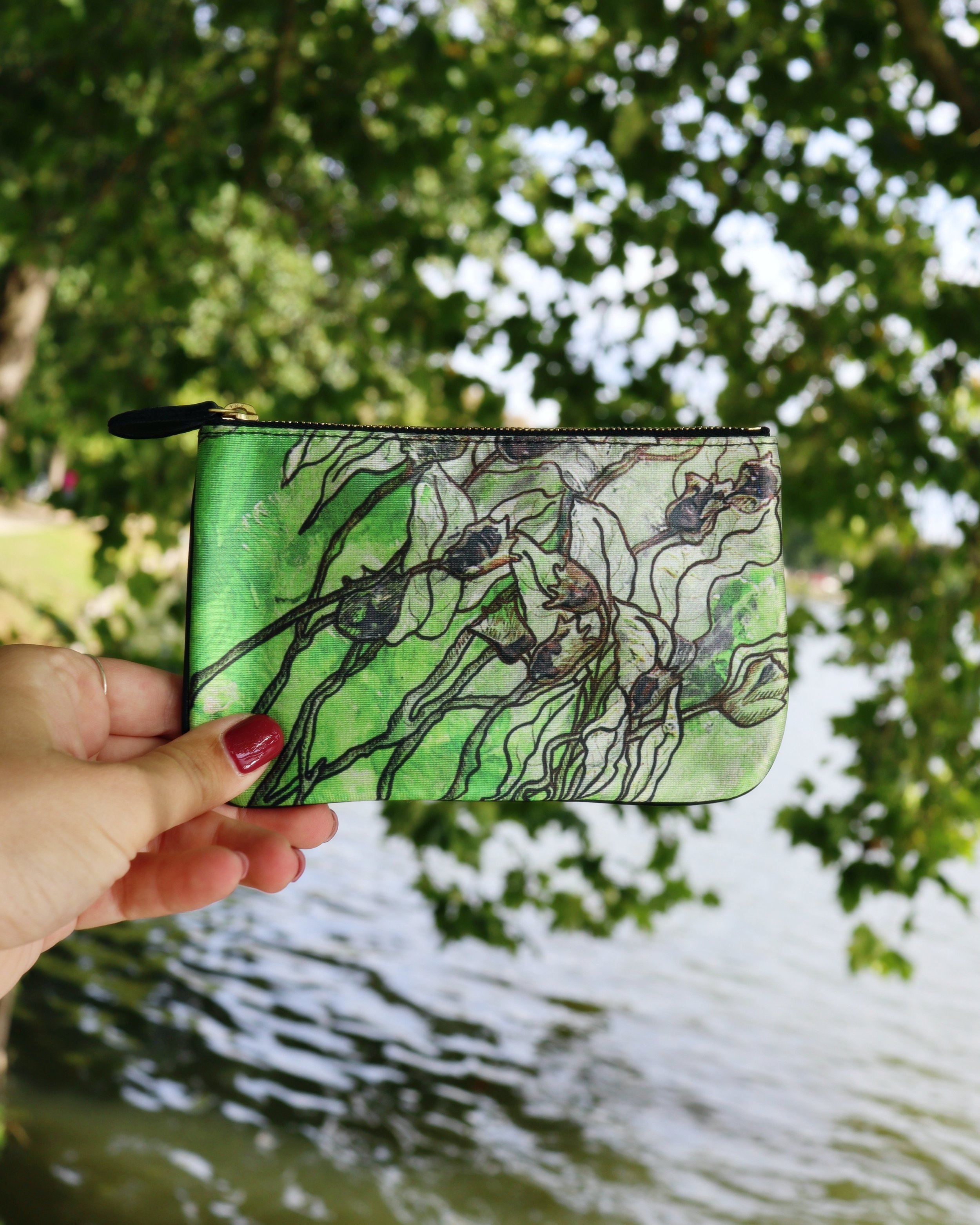 Small Kit, artwork Jehanne Petiau, green vibes