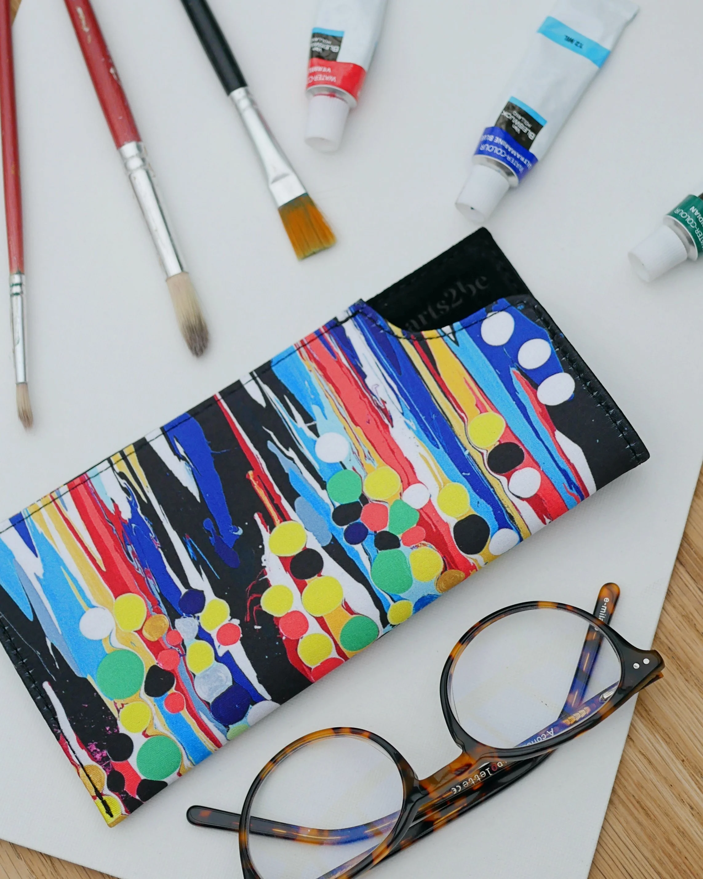 Glasses Case, artwork Frank Jons, black suedee